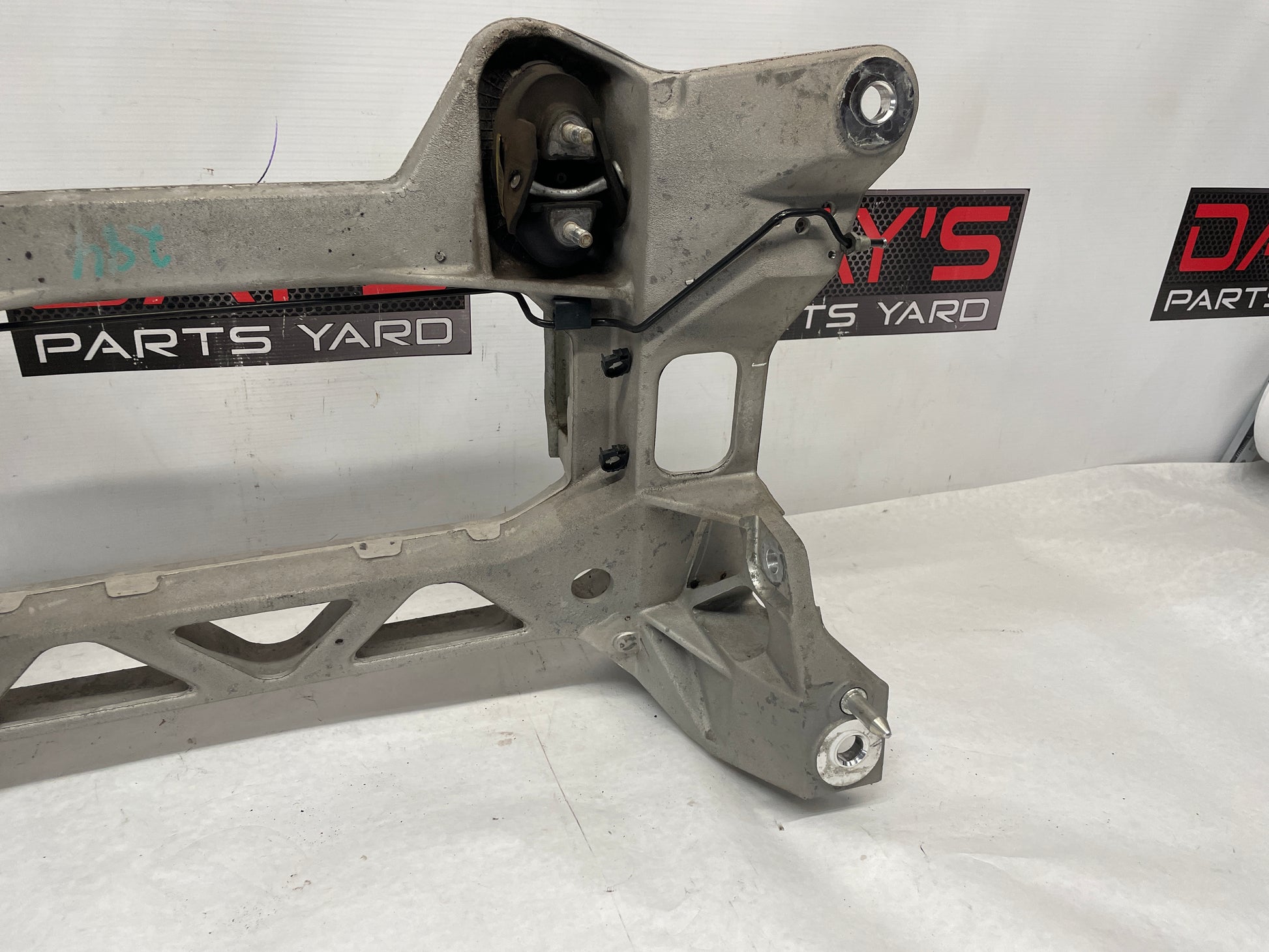 2005 Chevy C6 Corvette Rear Suspension Crossmember Cradle K Member Frame OEM - Day's Parts Yard