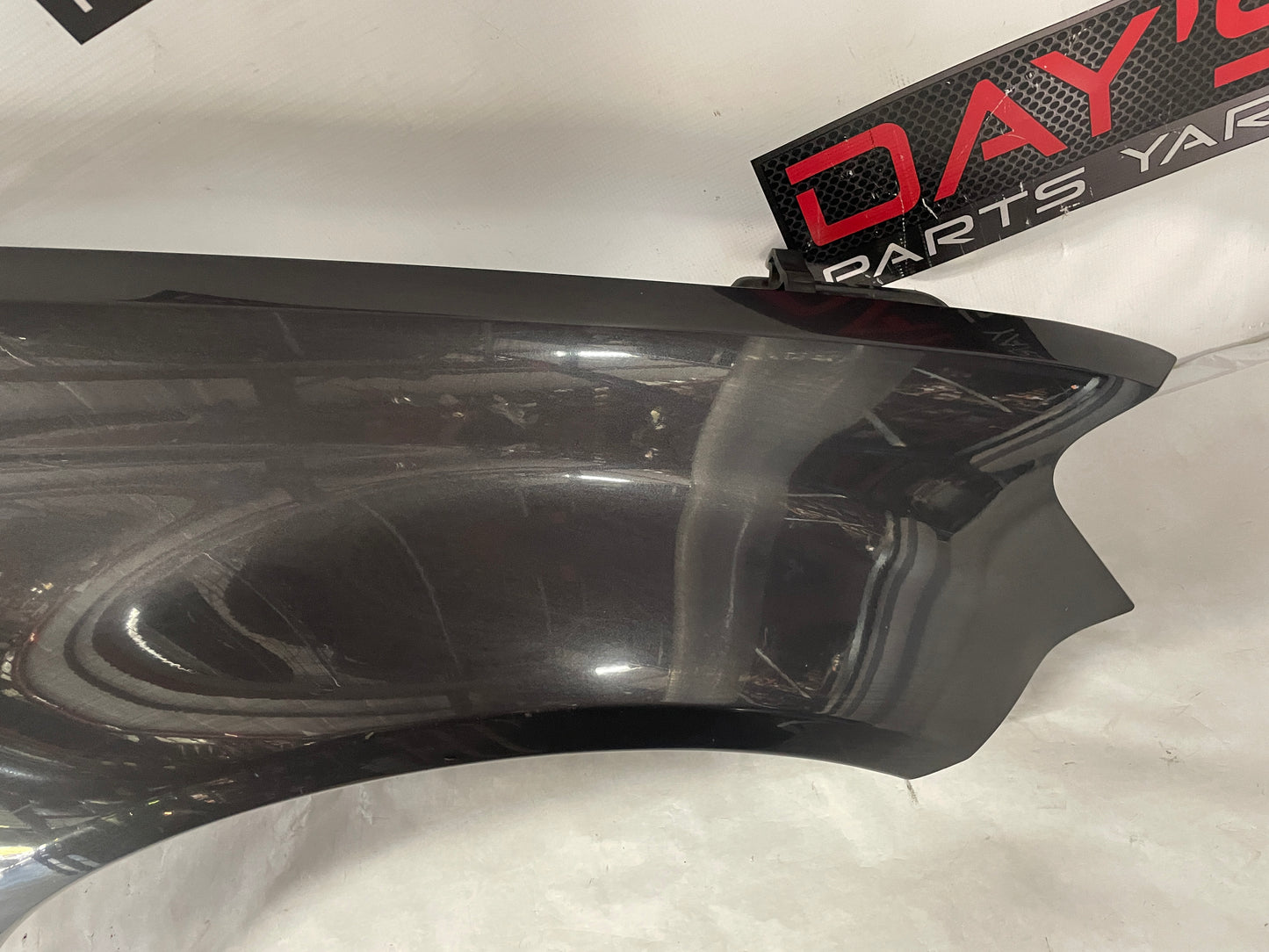 2009 Pontiac G8 Base RH Passenger Front Fender OEM - Day's Parts Yard