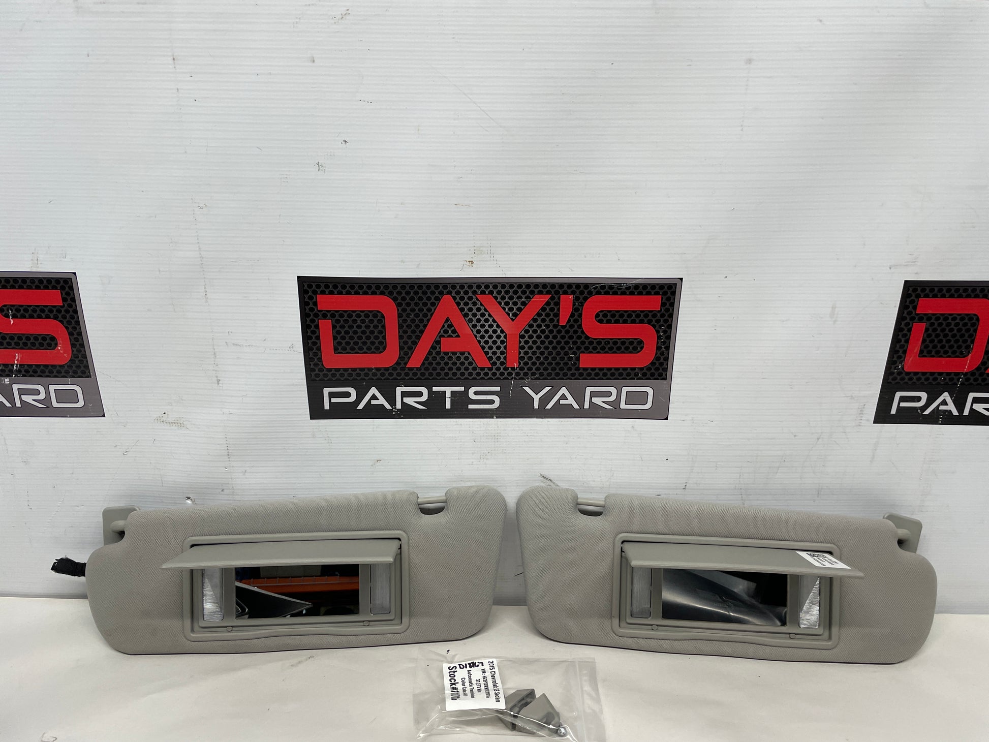 2015 Chevy SS Sedan RH & LH Sun Visor Sunvisor w/Clips OEM - Day's Parts Yard