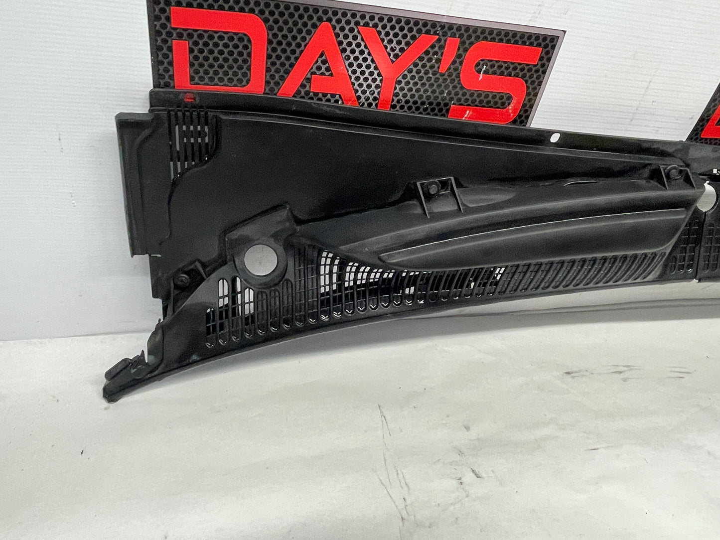 2005 Pontiac GTO Complete Windshield Wiper Cowl Assembly OEM