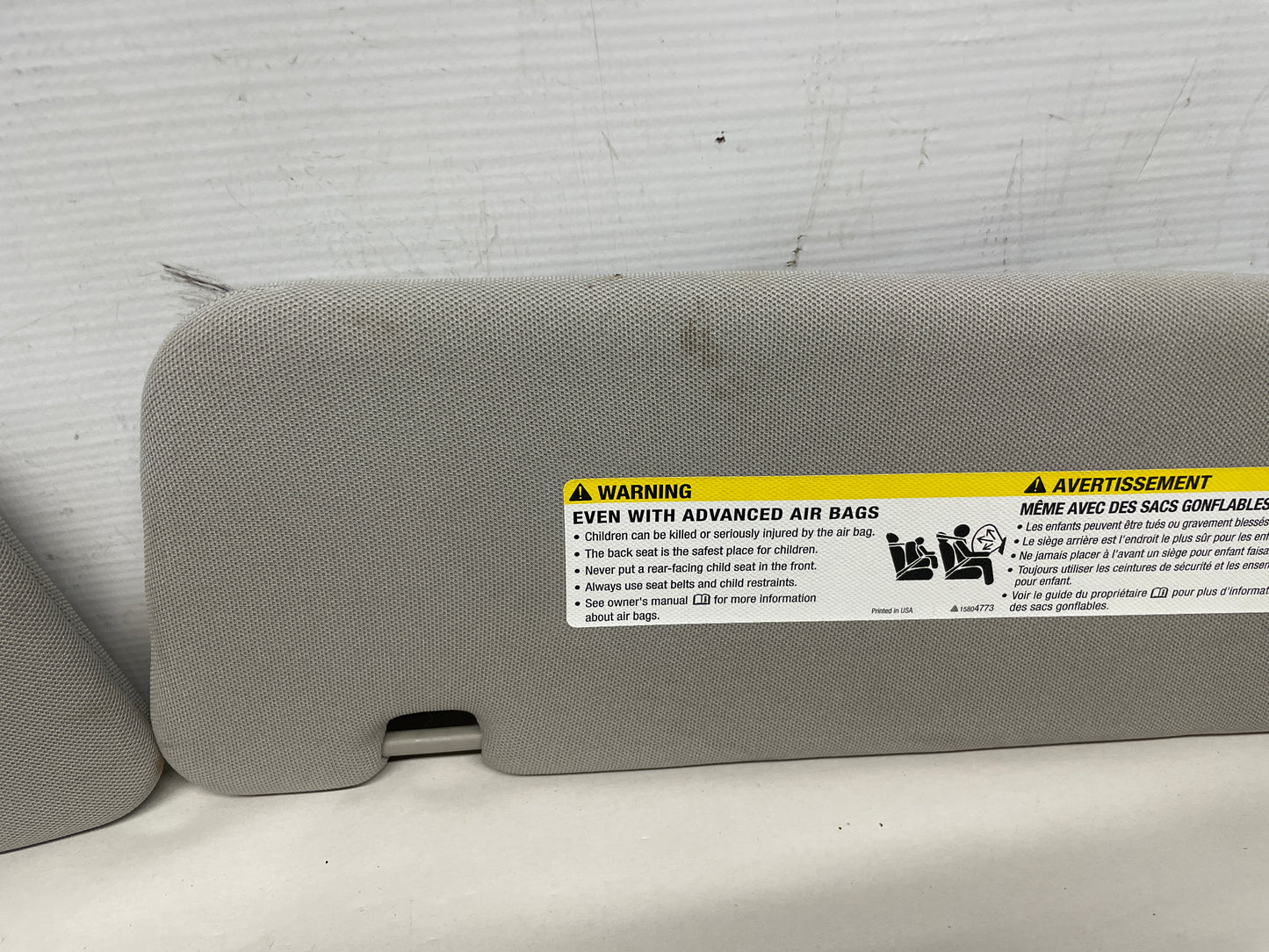 2015 Chevy SS Sedan RH & LH Sun Visor Sunvisor w/Clips OEM - Day's Parts Yard
