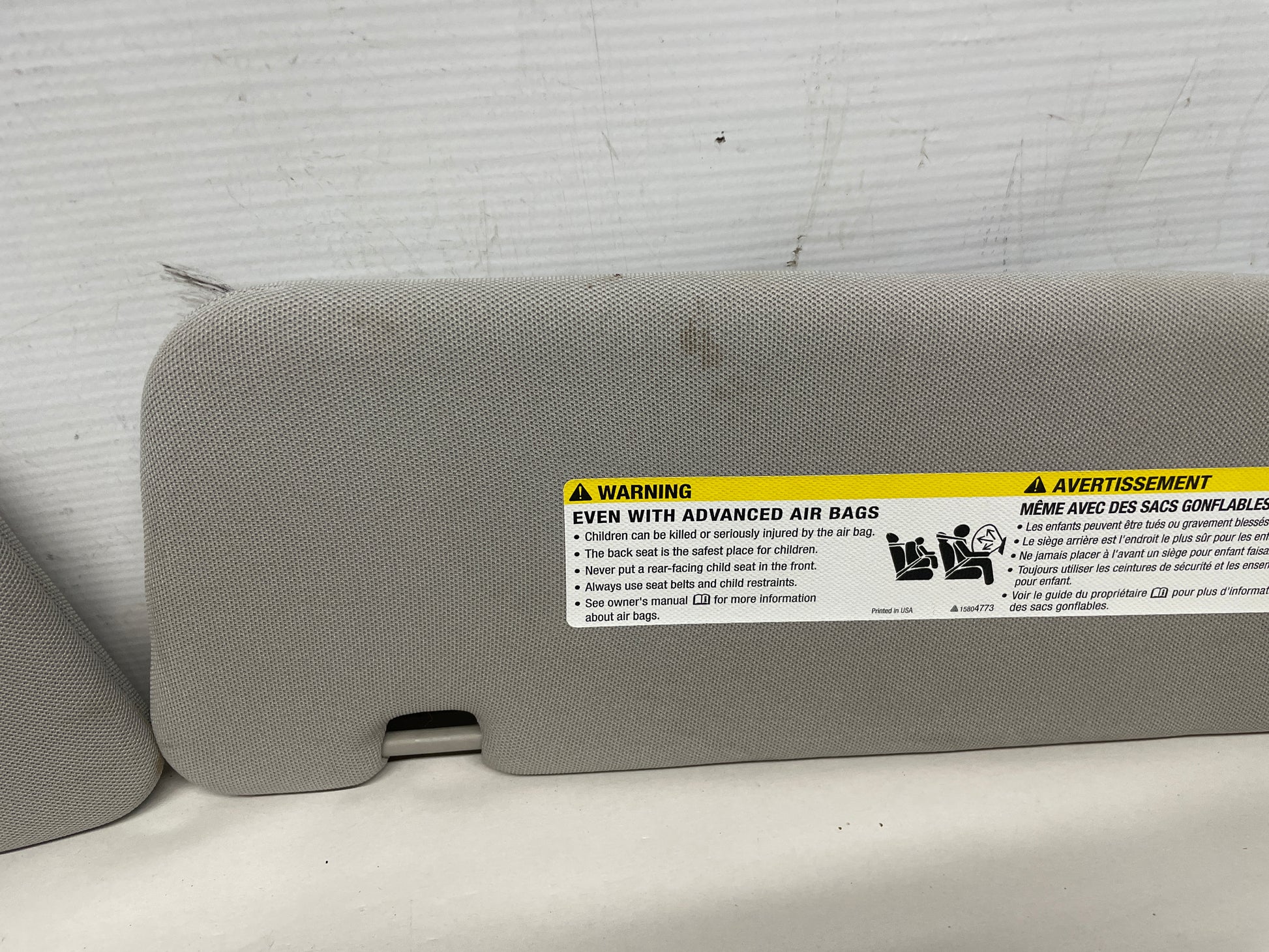 2015 Chevy SS Sedan RH & LH Sun Visor Sunvisor w/Clips OEM - Day's Parts Yard