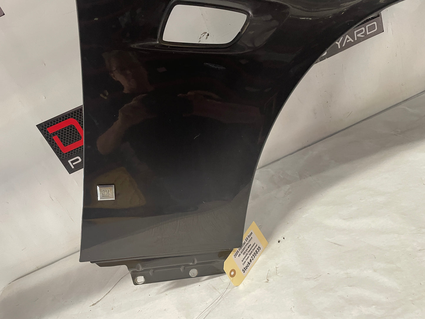 2009 Pontiac G8 Base RH Passenger Front Fender OEM - Day's Parts Yard