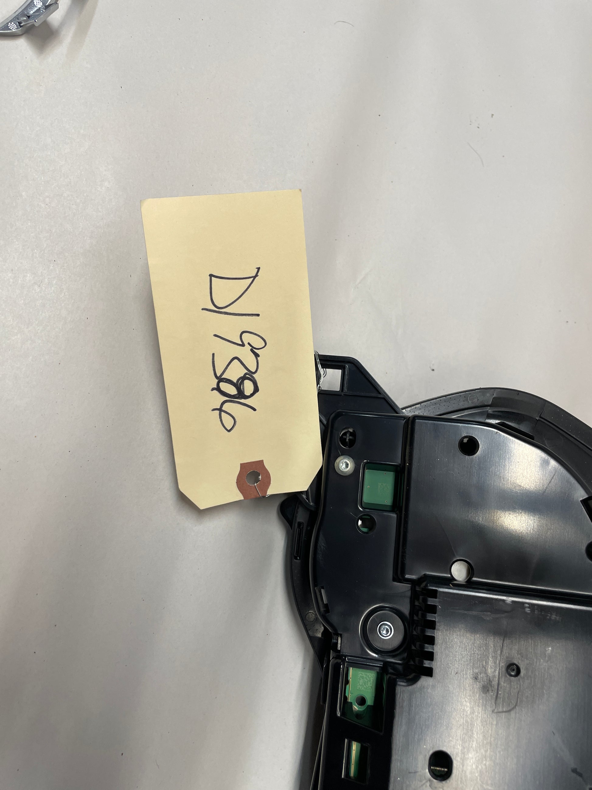 2018 Chevy Camaro 1LE SS Gauge Cluster Speedometer OEM - Day's Parts Yard