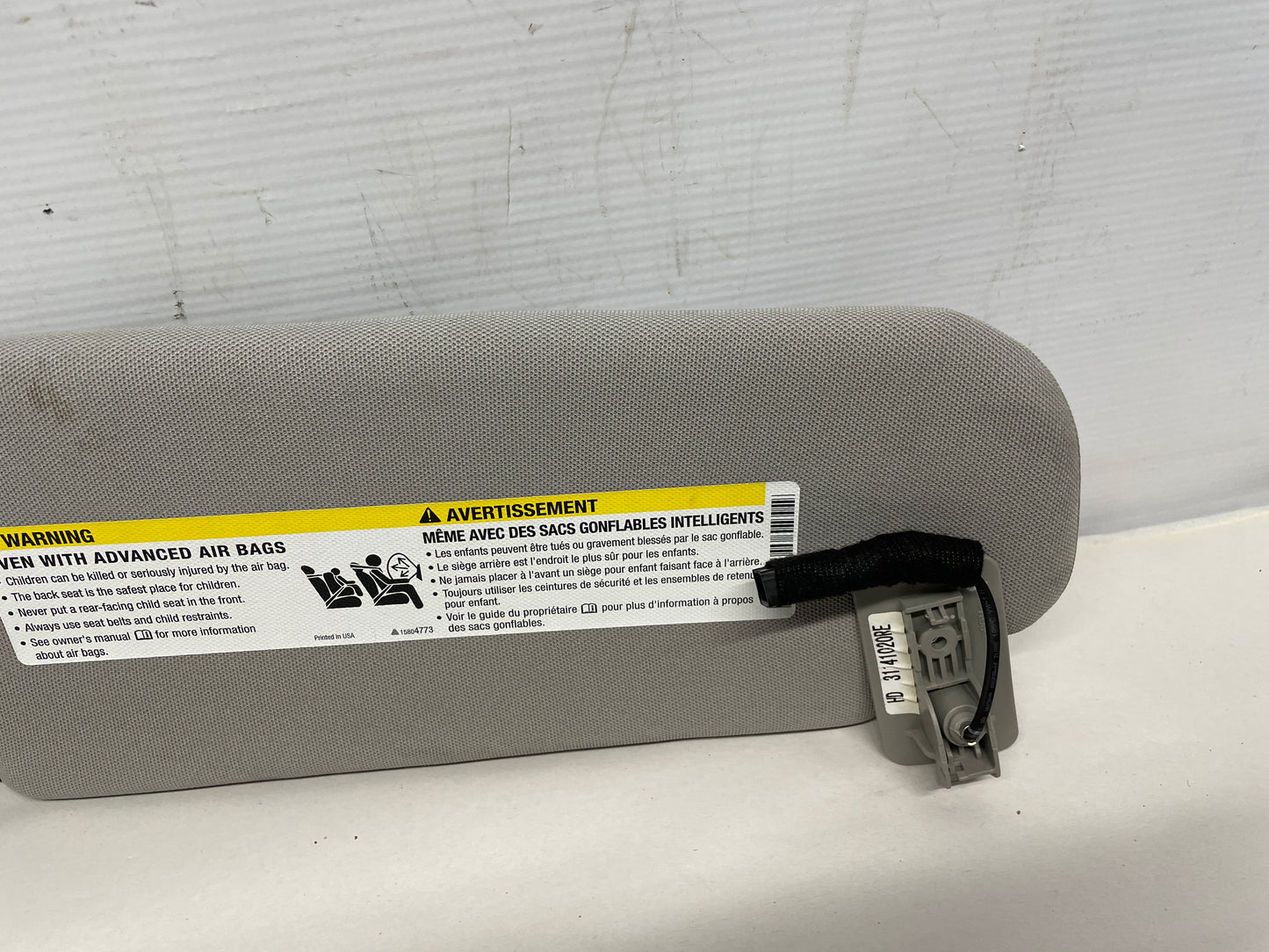 2015 Chevy SS Sedan RH & LH Sun Visor Sunvisor w/Clips OEM - Day's Parts Yard