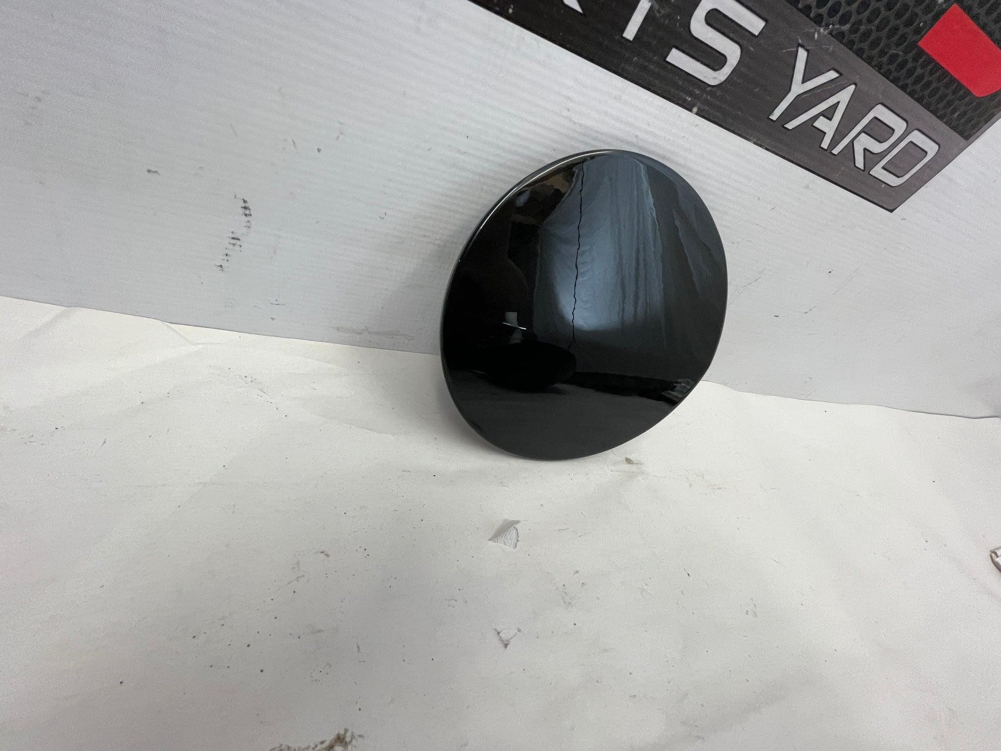 2017 Chevy SS Sedan Fuel Gas Door Cover OEM - Day's Parts Yard