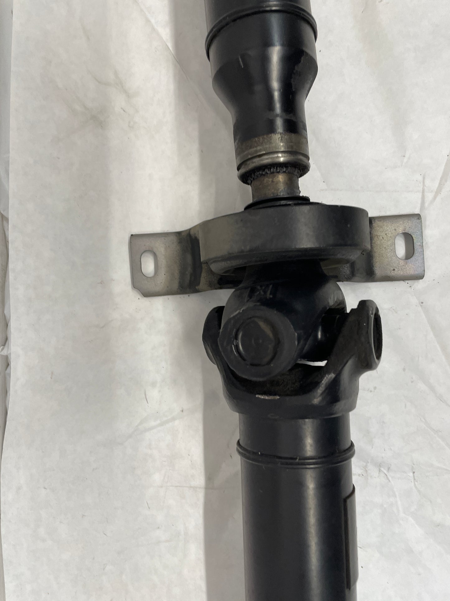 2019 Chevy Camaro SS  Driveshaft Drive Propeller Shaft Line OEM - Day's Parts Yard