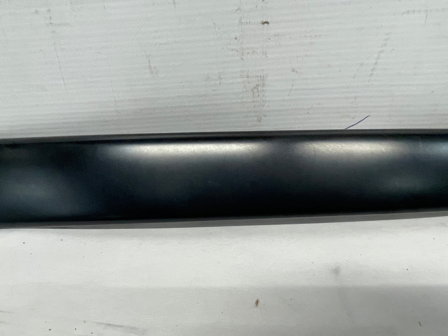 2005 Pontiac GTO LH Driver Exterior B Pillar Window Trim Cover OEM