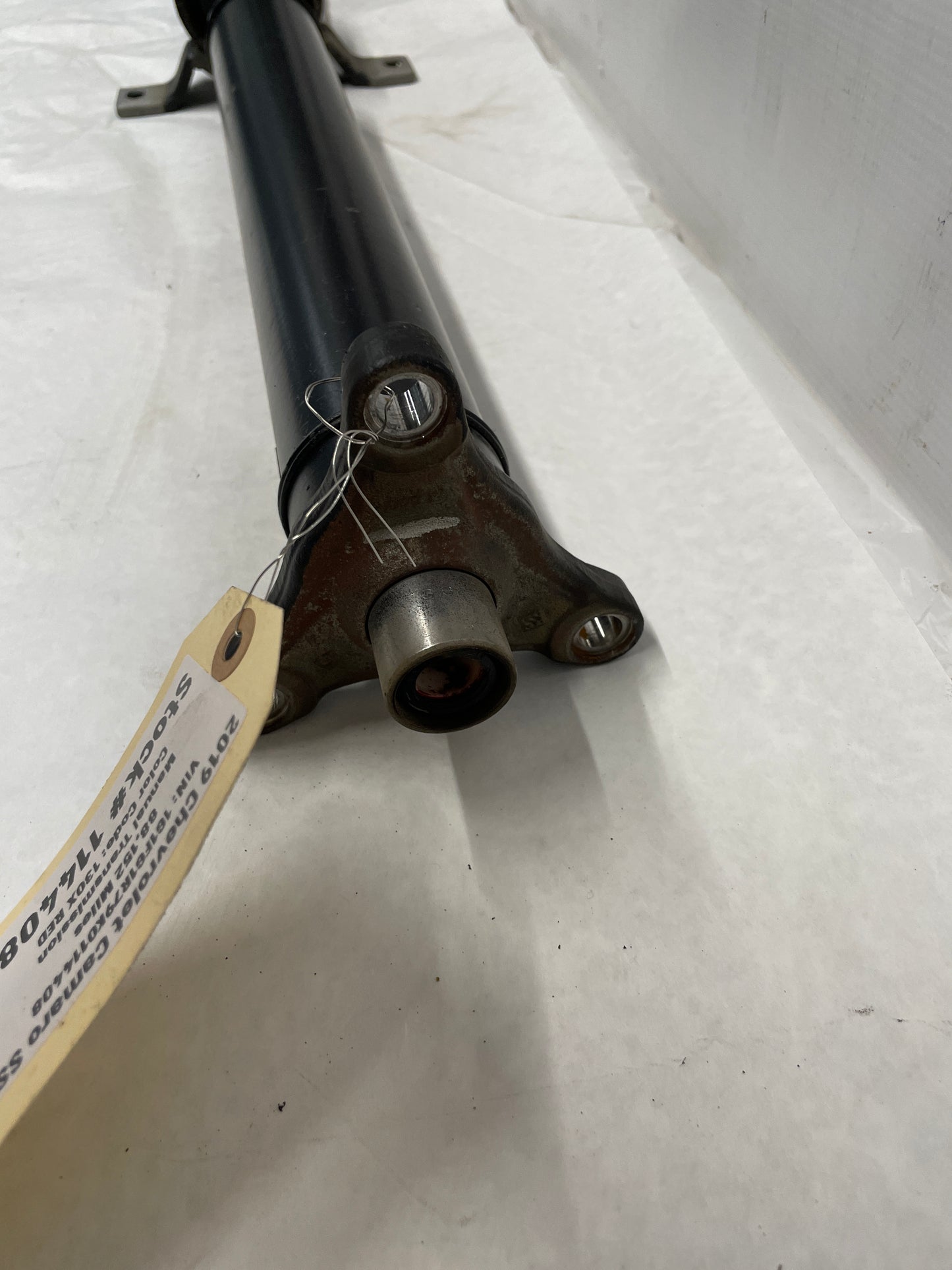 2019 Chevy Camaro SS  Driveshaft Drive Propeller Shaft Line OEM - Day's Parts Yard
