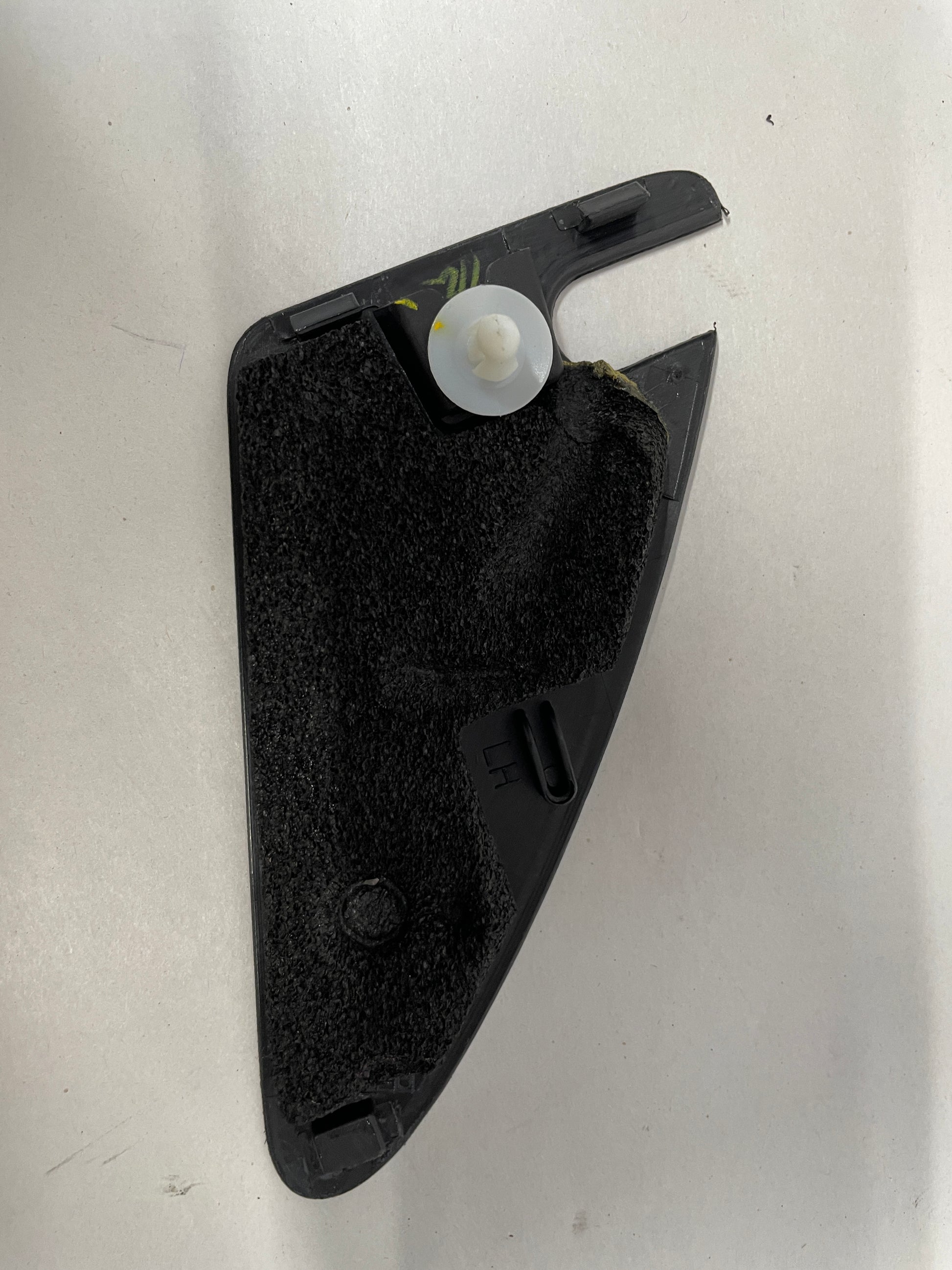 2015 Chevy SS Sedan LH Driver Interior Mirror Cover Trim OEM - Day's Parts Yard