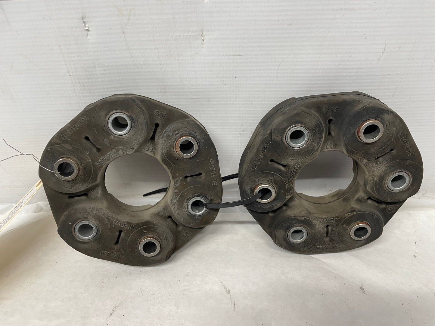 2019 Chevy Camaro SS Driveshaft Drive Shaft Couplers Isolators OEM - Day's Parts Yard