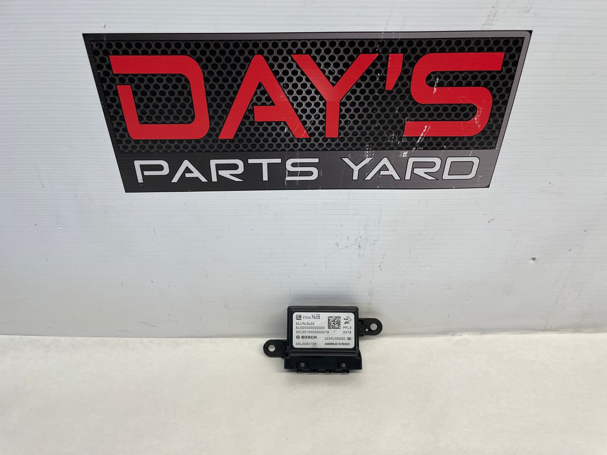 2014 Chevy SS Sedan Parking Aid Assist Control Module OEM - Day's Parts Yard