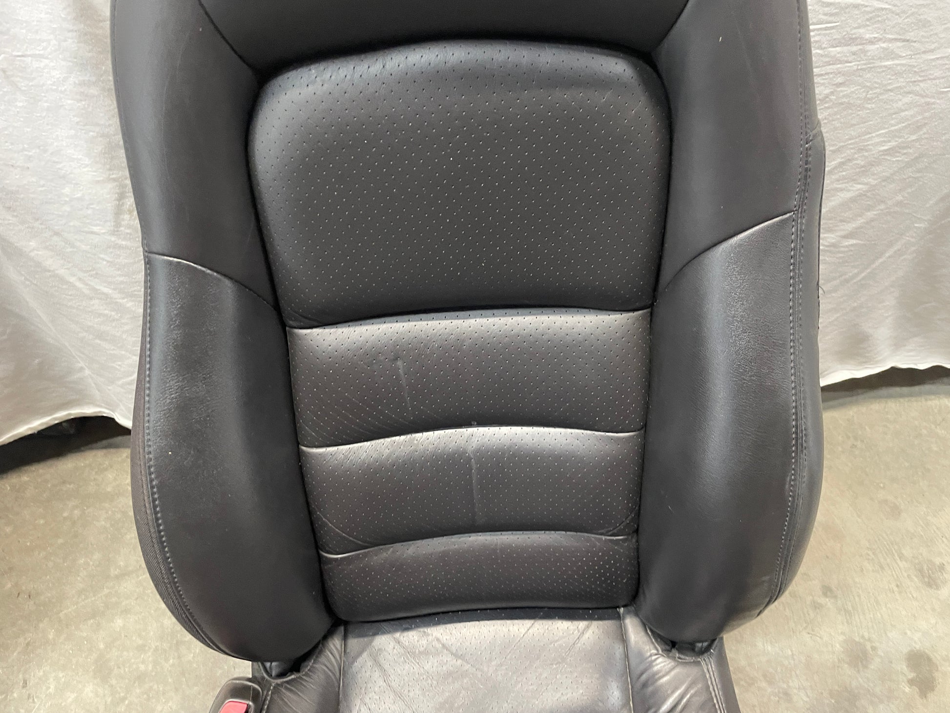 2005 Chevy C6 Corvette Front Seats Black Leather OEM - Day's Parts Yard