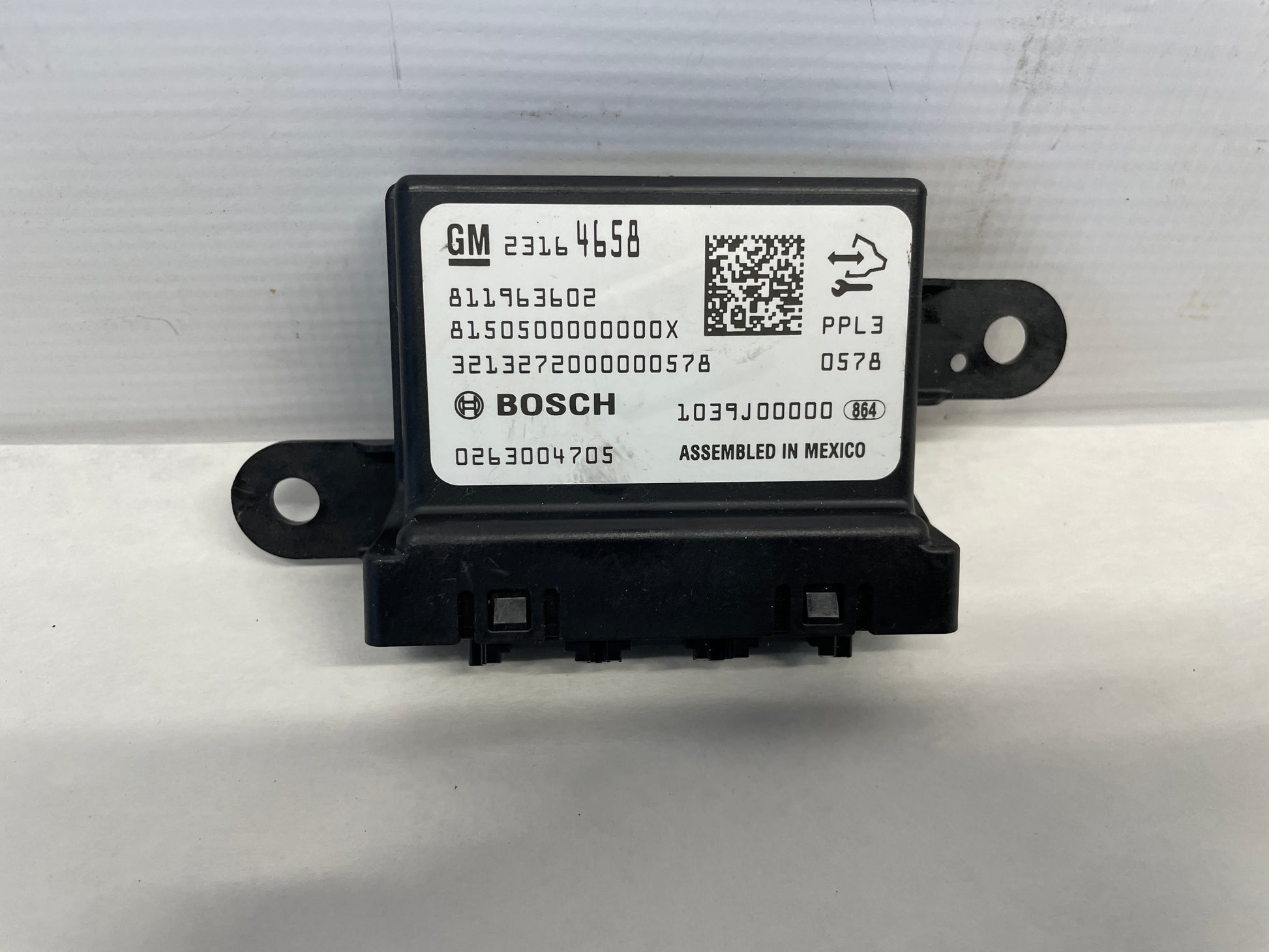 2014 Chevy SS Sedan Parking Aid Assist Control Module OEM - Day's Parts Yard
