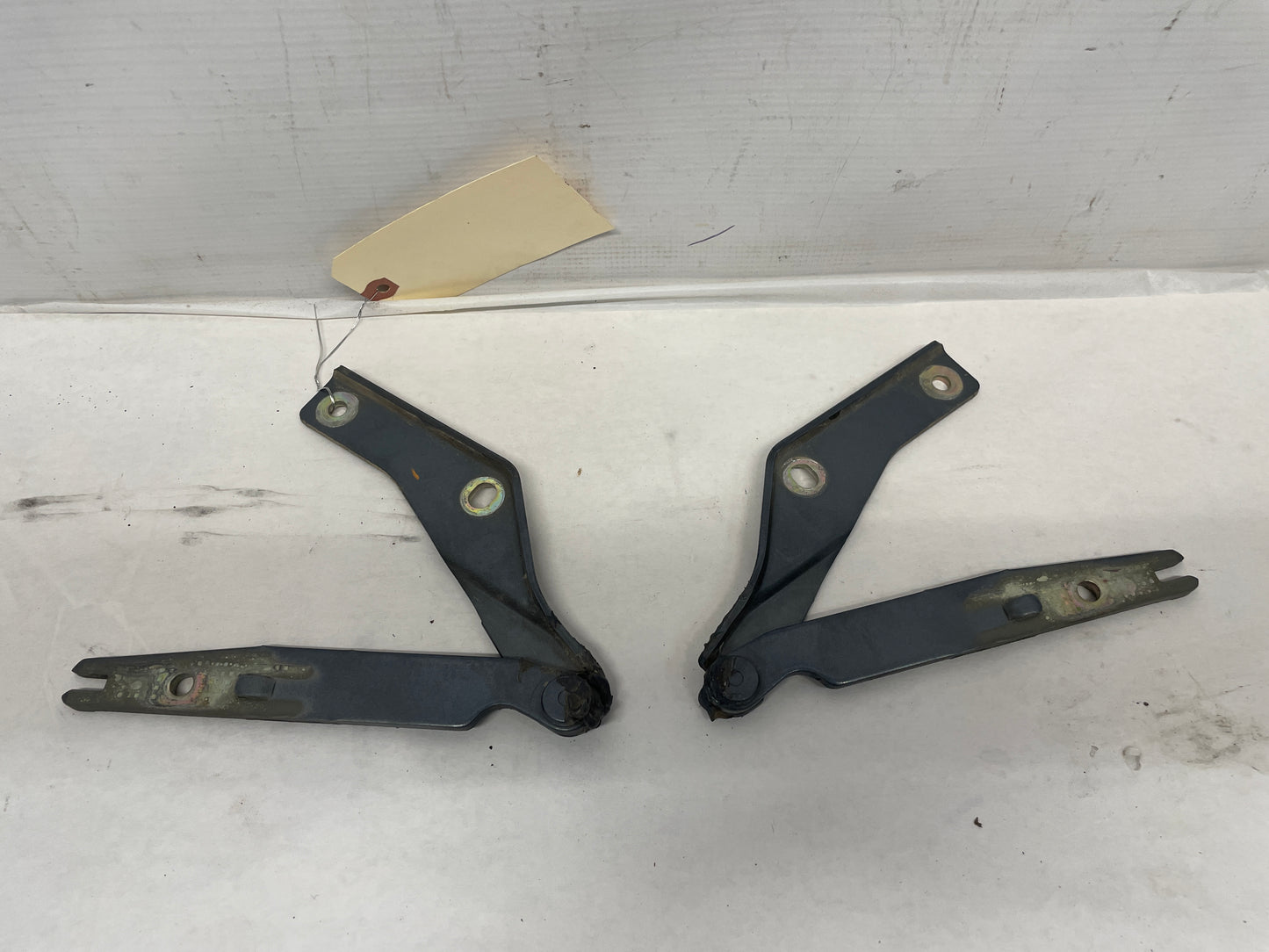 2005 Pontiac GTO RH & LH Hood Hinges OEM