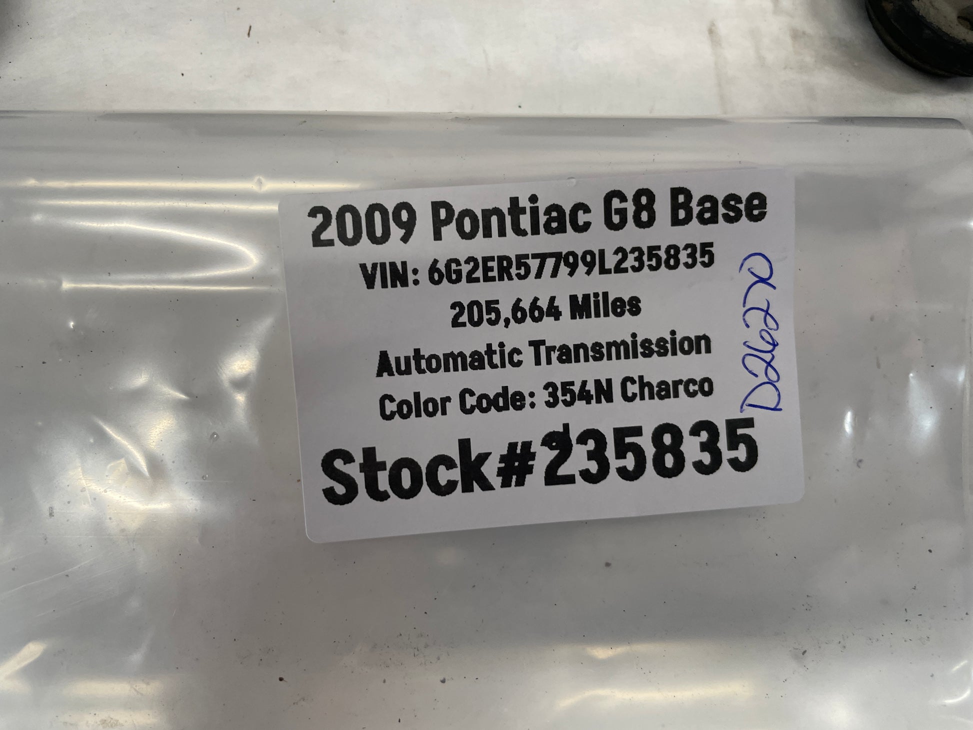 2009 Pontiac G8 Base Upper & Side Radiator Mounts OEM - Day's Parts Yard
