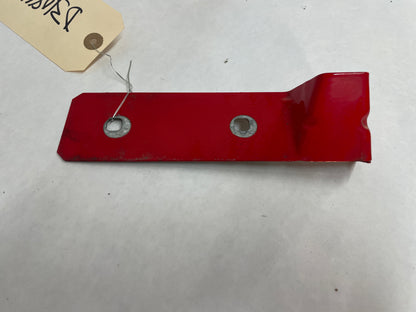 2005 Pontiac GTO LH Driver Fender Side Skirt Rocker Molding Support Bracket OEM - Day's Parts Yard