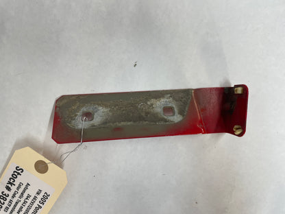 2005 Pontiac GTO LH Driver Fender Side Skirt Rocker Molding Support Bracket OEM - Day's Parts Yard