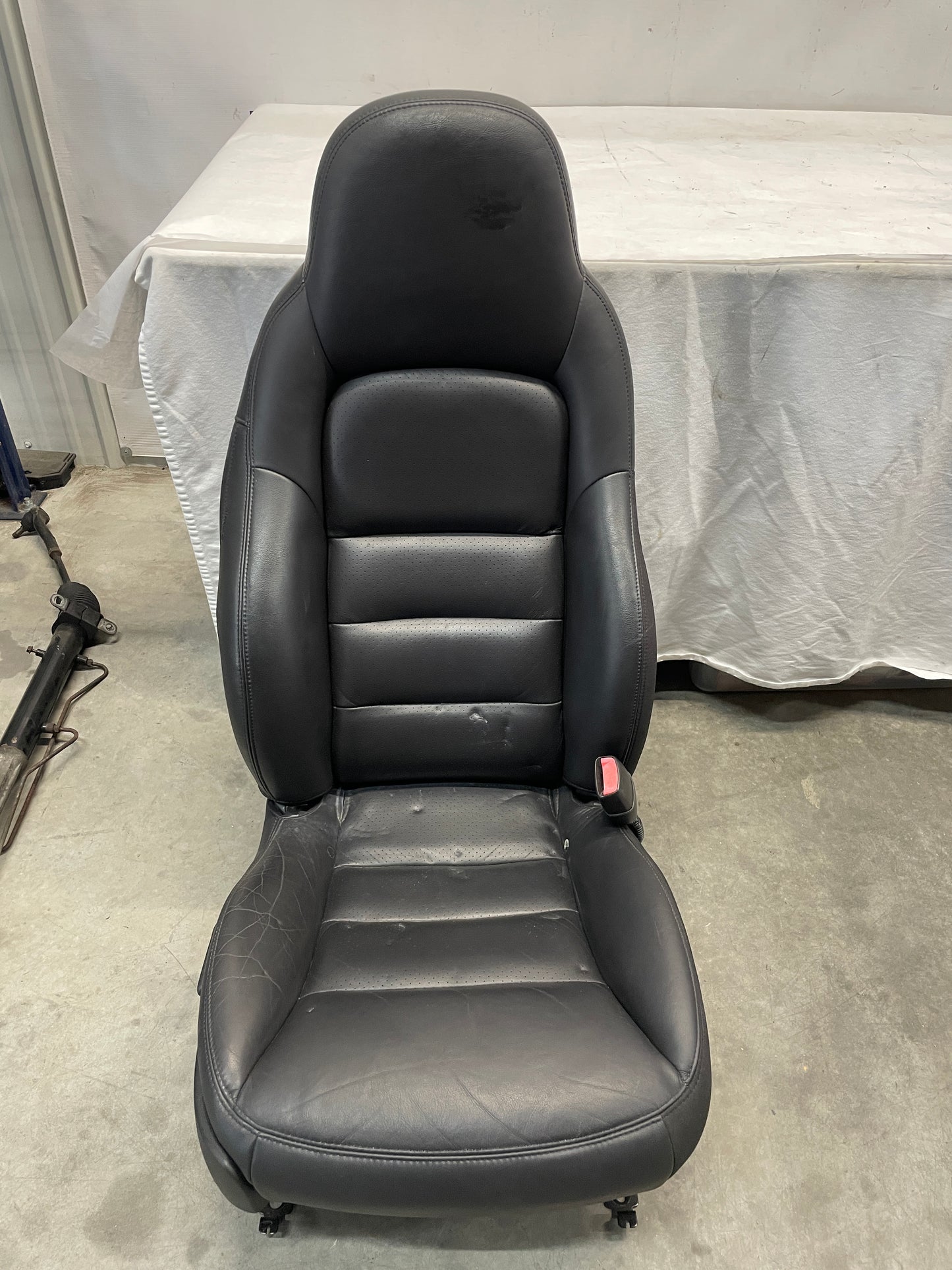 2005 Chevy C6 Corvette Front Seats Black Leather OEM - Day's Parts Yard