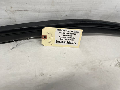 2017 Chevy SS Sedan LH Driver Front Door Rubber Weather Strip OEM - Day's Parts Yard