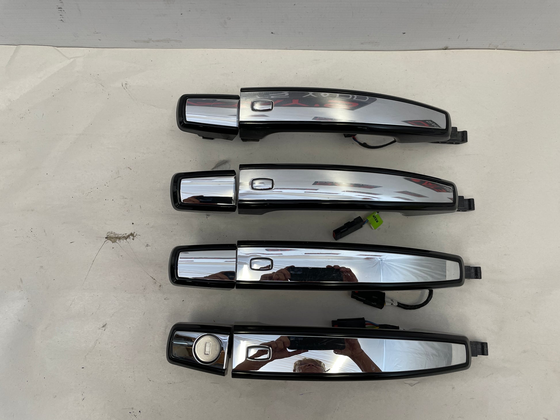 2017 Chevy SS Sedan Exterior Door Handles OEM - Day's Parts Yard