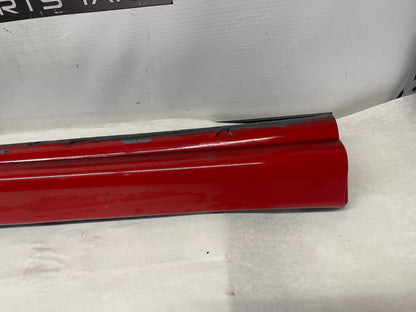 2005 Pontiac GTO RH Passenger Rocker Molding Side Skirt Trim Panel OEM