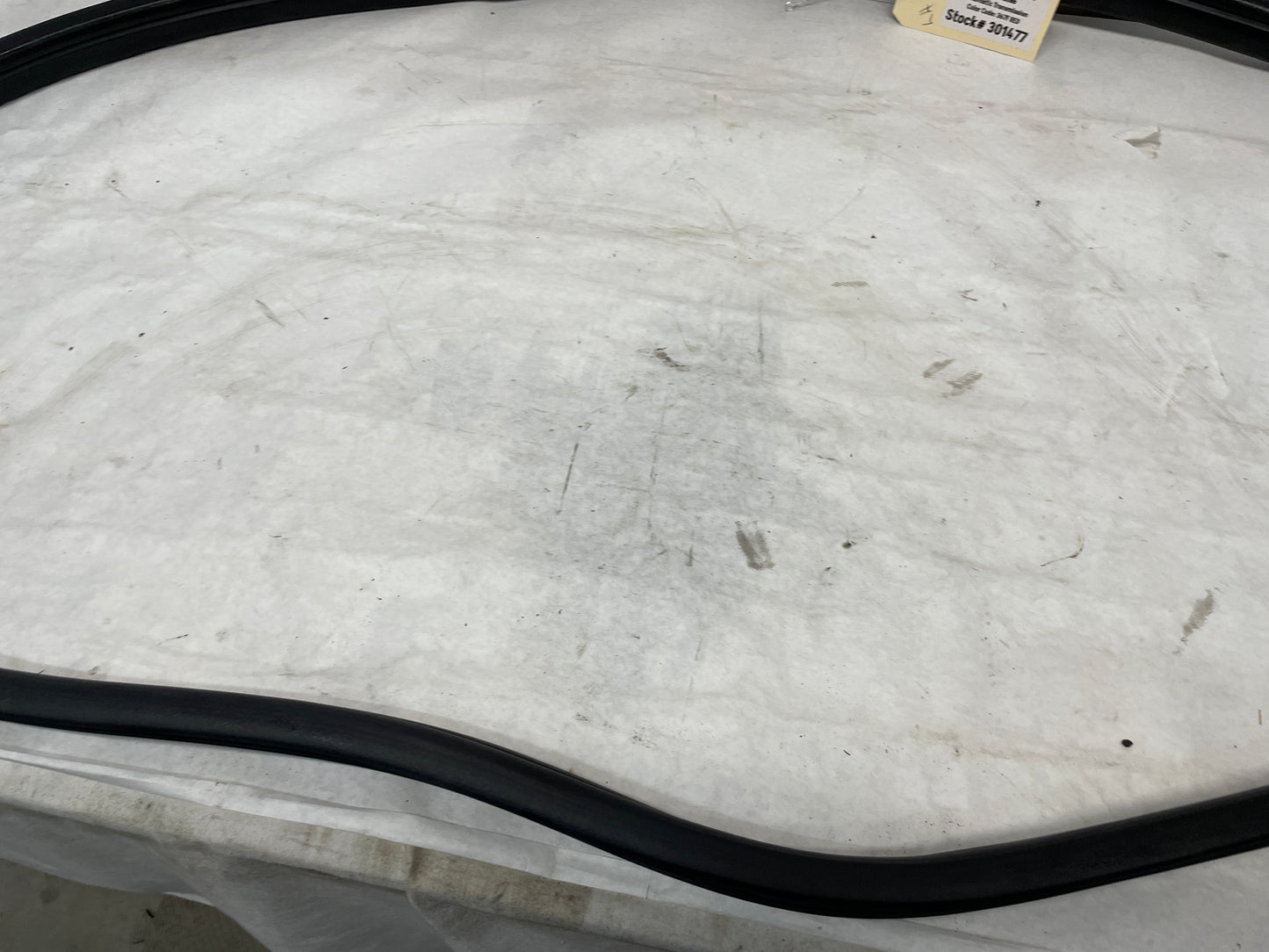 2017 Chevy SS Sedan LH Driver Front Door Rubber Weather Strip OEM - Day's Parts Yard