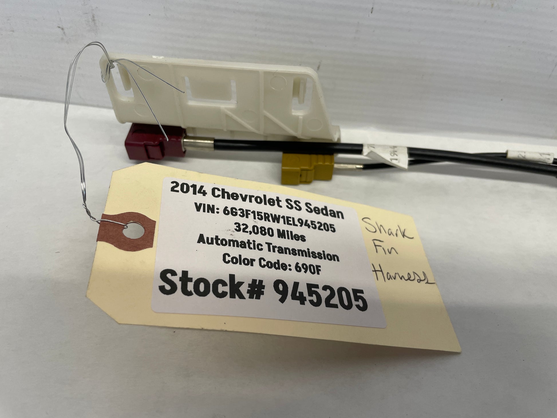 2014 Chevy SS Sedan Shark Fin Antenna Wire Wiring Harness OEM - Day's Parts Yard