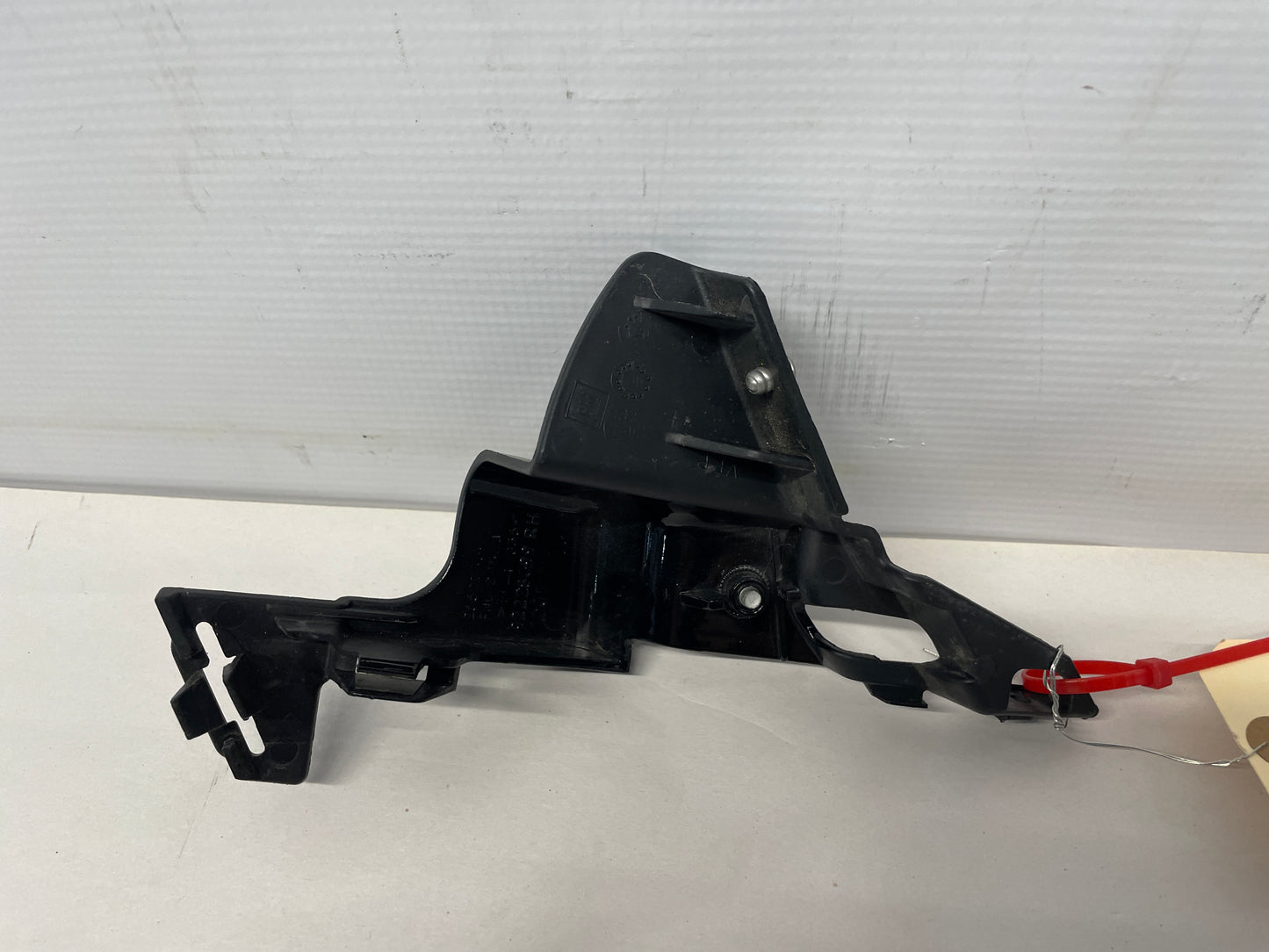 2012 Chevy Camaro SS ZL1 Front RH Passenger Lower Bumper Bracket OEM
