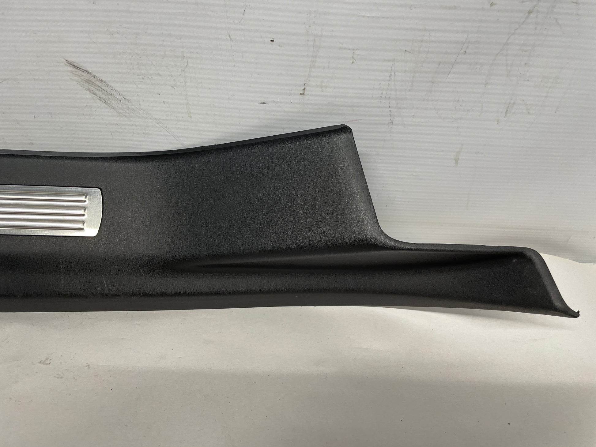 2015 Chevy SS Sedan LH Driver Rear Sill Scuff Plate PanelTrim  OEM - Day's Parts Yard