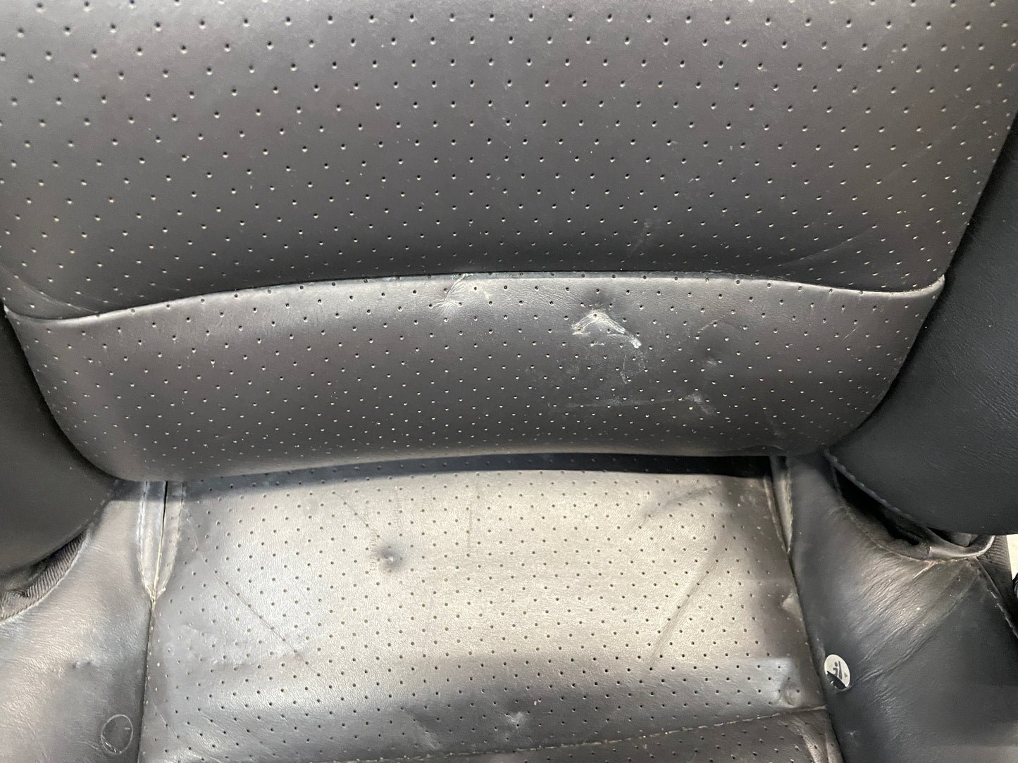 2005 Chevy C6 Corvette Front Seats Black Leather OEM - Day's Parts Yard