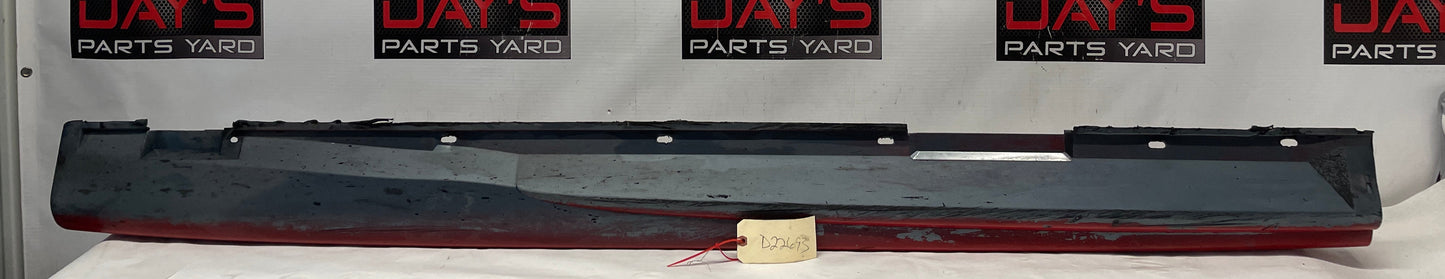 2005 Pontiac GTO RH Passenger Rocker Molding Side Skirt Trim Panel OEM