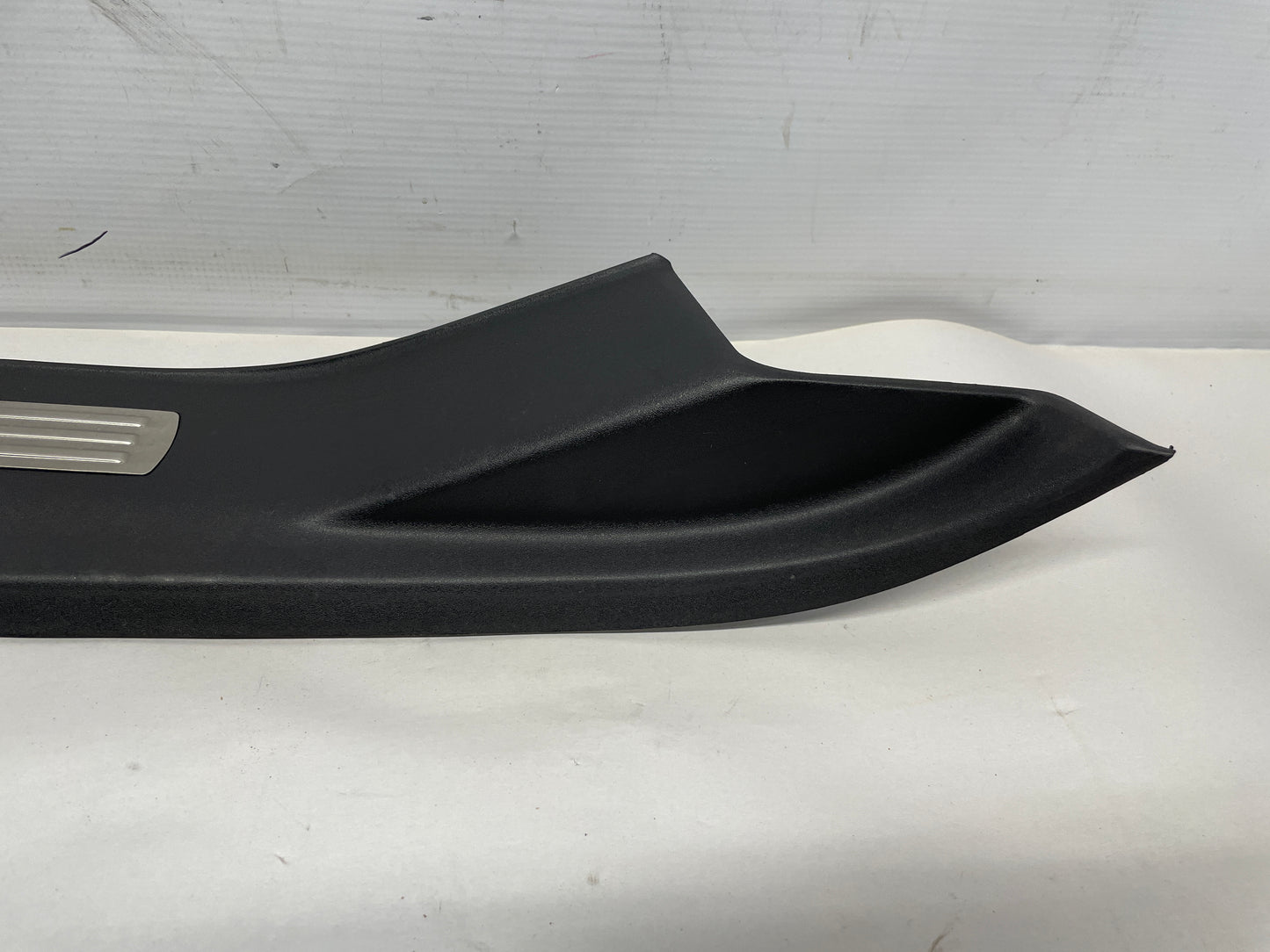 2015 Chevy SS Sedan LH Driver Rear Sill Scuff Plate PanelTrim  OEM - Day's Parts Yard