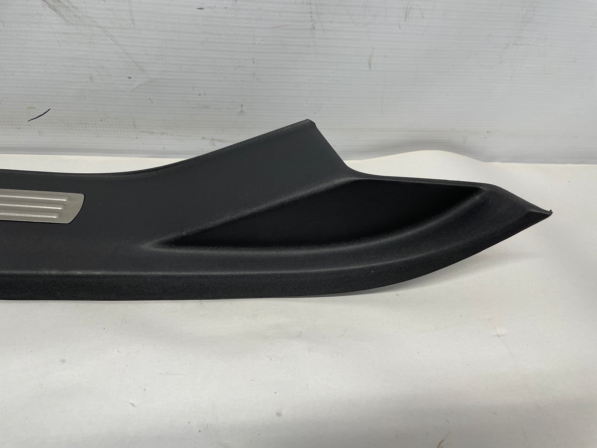 2015 Chevy SS Sedan LH Driver Rear Sill Scuff Plate PanelTrim  OEM - Day's Parts Yard