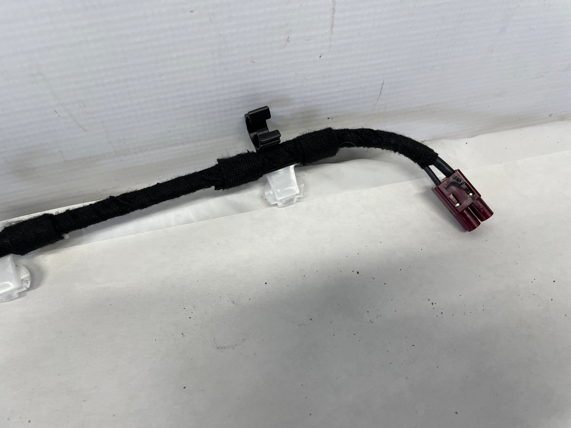2014 Chevy SS Sedan Shark Fin Antenna Wire Wiring Harness OEM - Day's Parts Yard