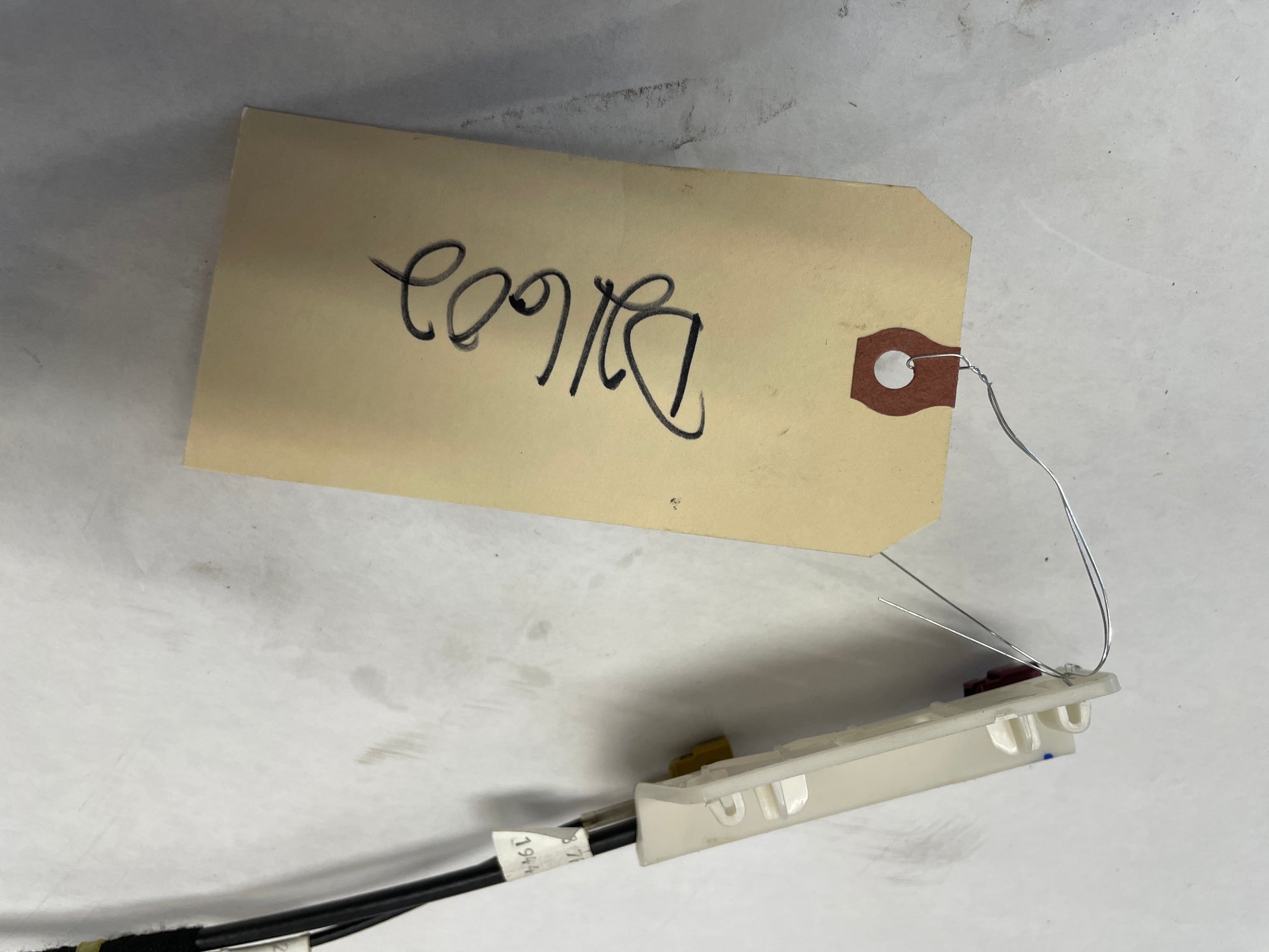2014 Chevy SS Sedan Shark Fin Antenna Wire Wiring Harness OEM - Day's Parts Yard