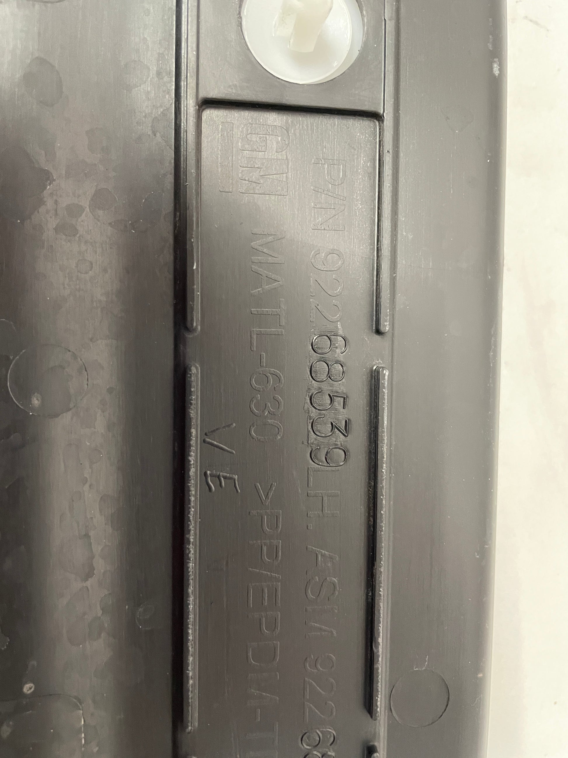 2015 Chevy SS Sedan LH Driver Rear Sill Scuff Plate PanelTrim  OEM - Day's Parts Yard