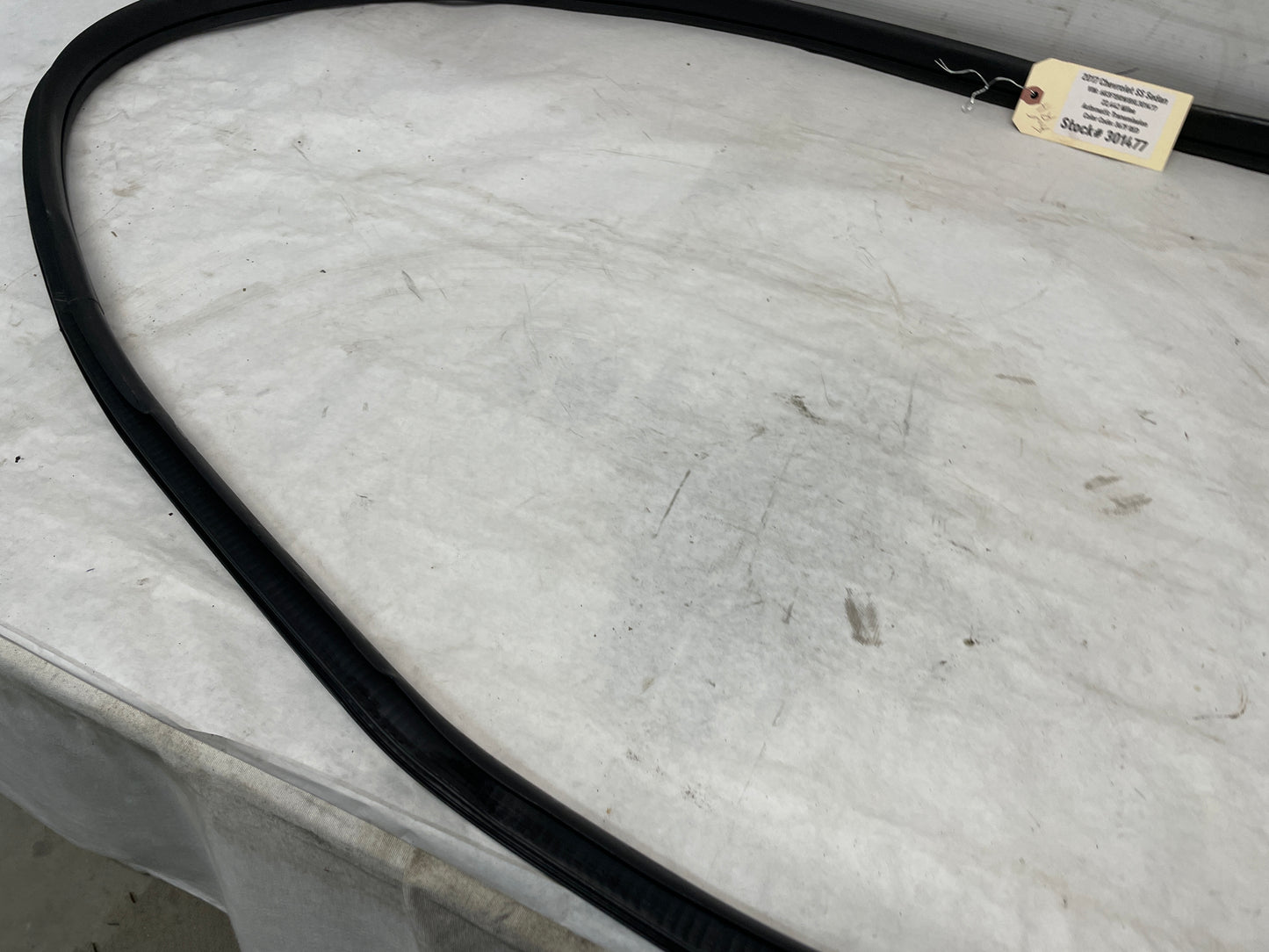 2017 Chevy SS Sedan RH Passenger  Front Door Rubber Weather Strip OEM - Day's Parts Yard
