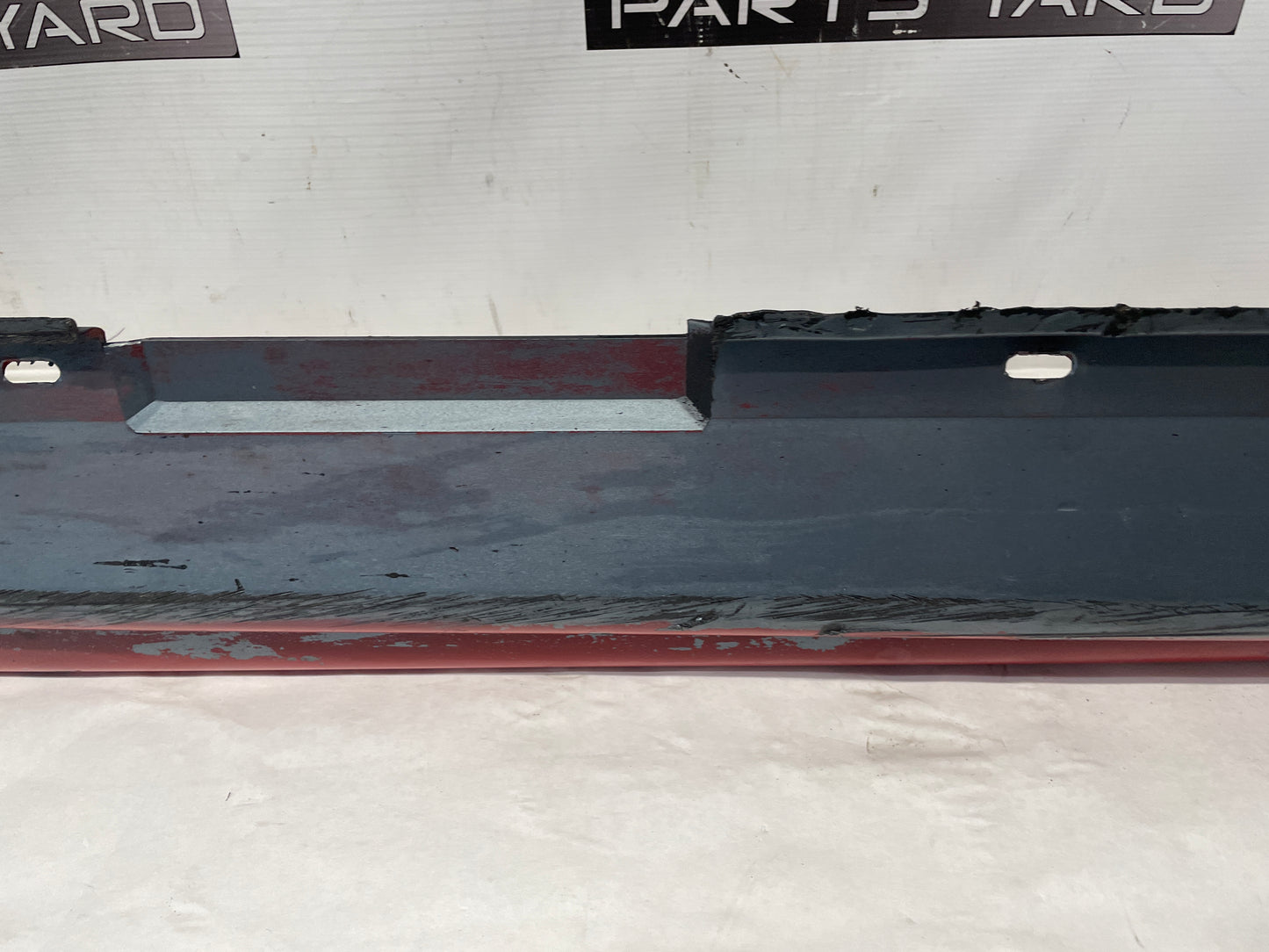 2005 Pontiac GTO RH Passenger Rocker Molding Side Skirt Trim Panel OEM