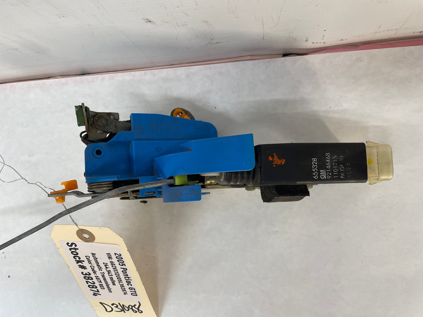 2005 Pontiac GTO LH Driver Door Lock Actuator Assembly OEM - Day's Parts Yard
