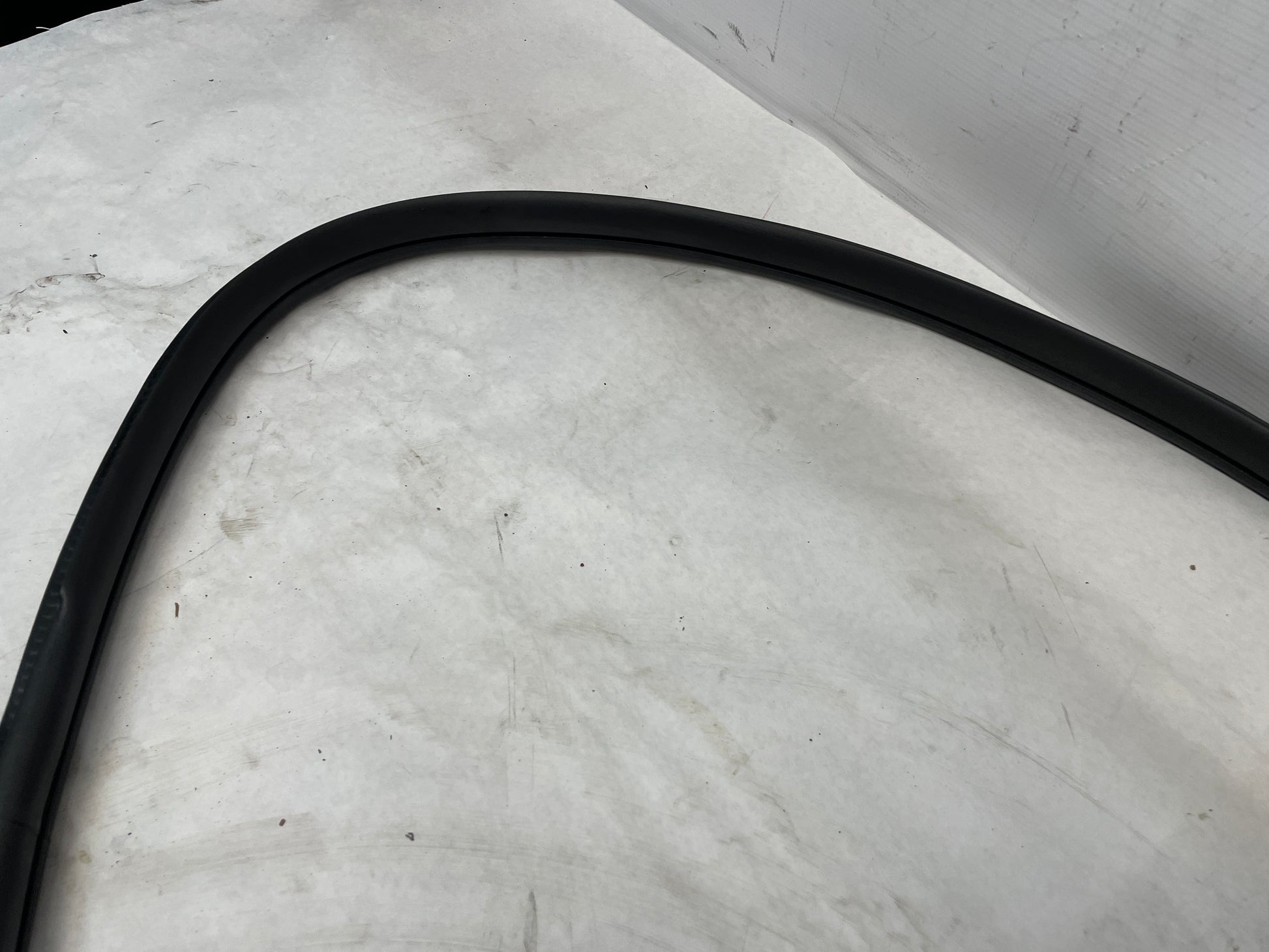 2017 Chevy SS Sedan RH Passenger  Front Door Rubber Weather Strip OEM - Day's Parts Yard