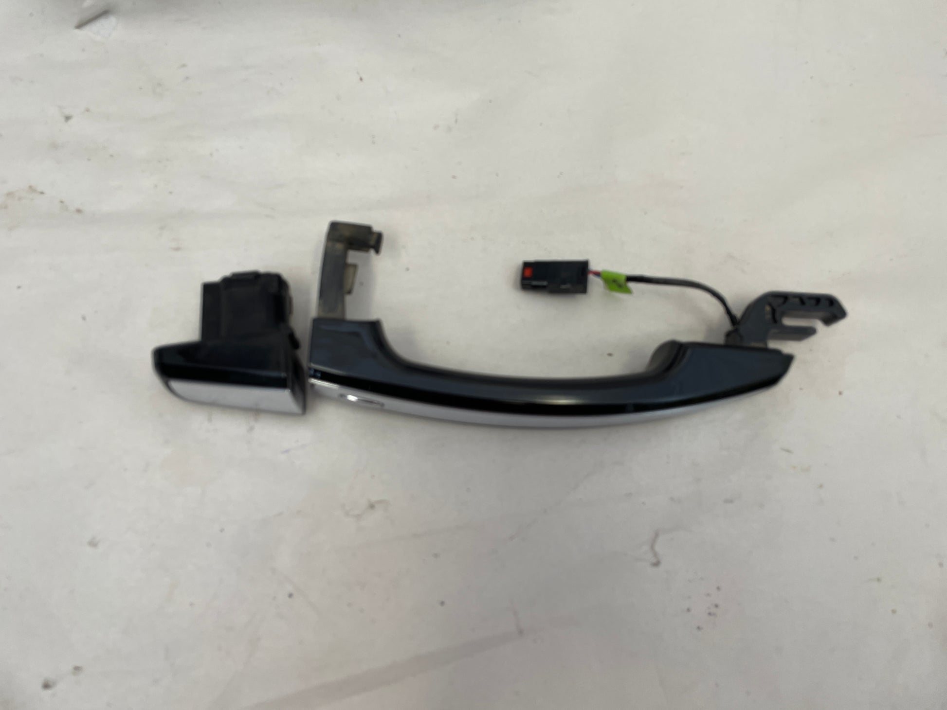 2017 Chevy SS Sedan Exterior Door Handles OEM - Day's Parts Yard