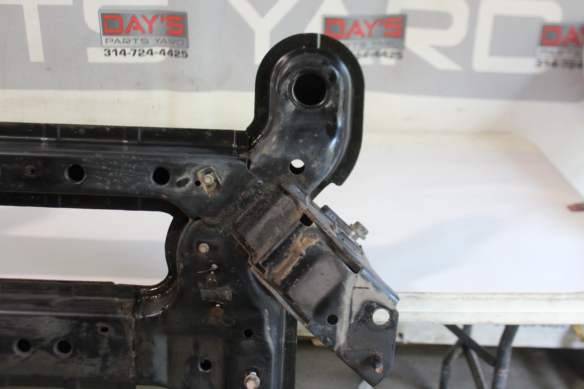 2008 Pontiac G8 GT Front Cradle Cross K Member Sub Frame OEM - Day's Parts Yard