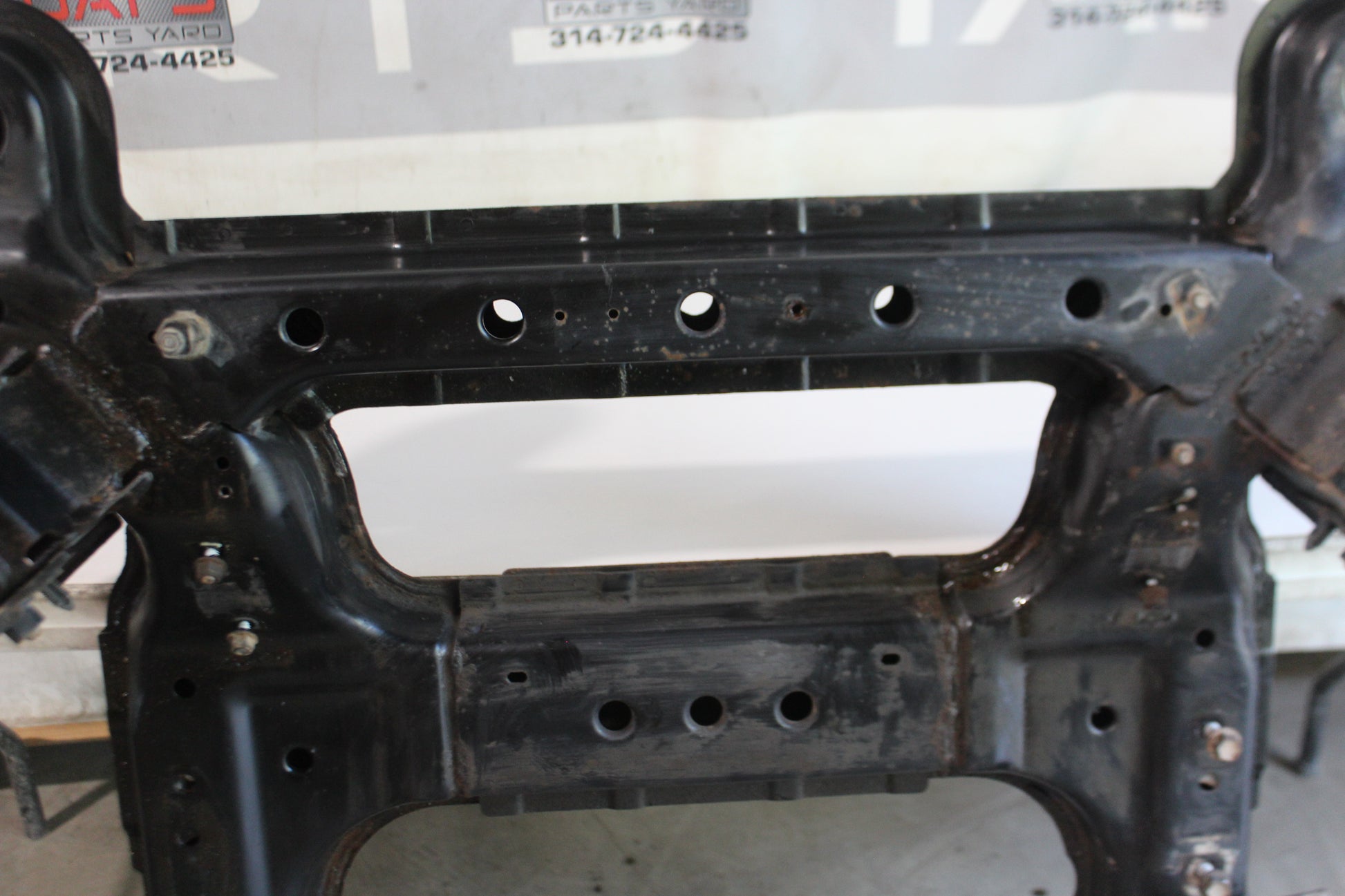 2008 Pontiac G8 GT Front Cradle Cross K Member Sub Frame OEM - Day's Parts Yard