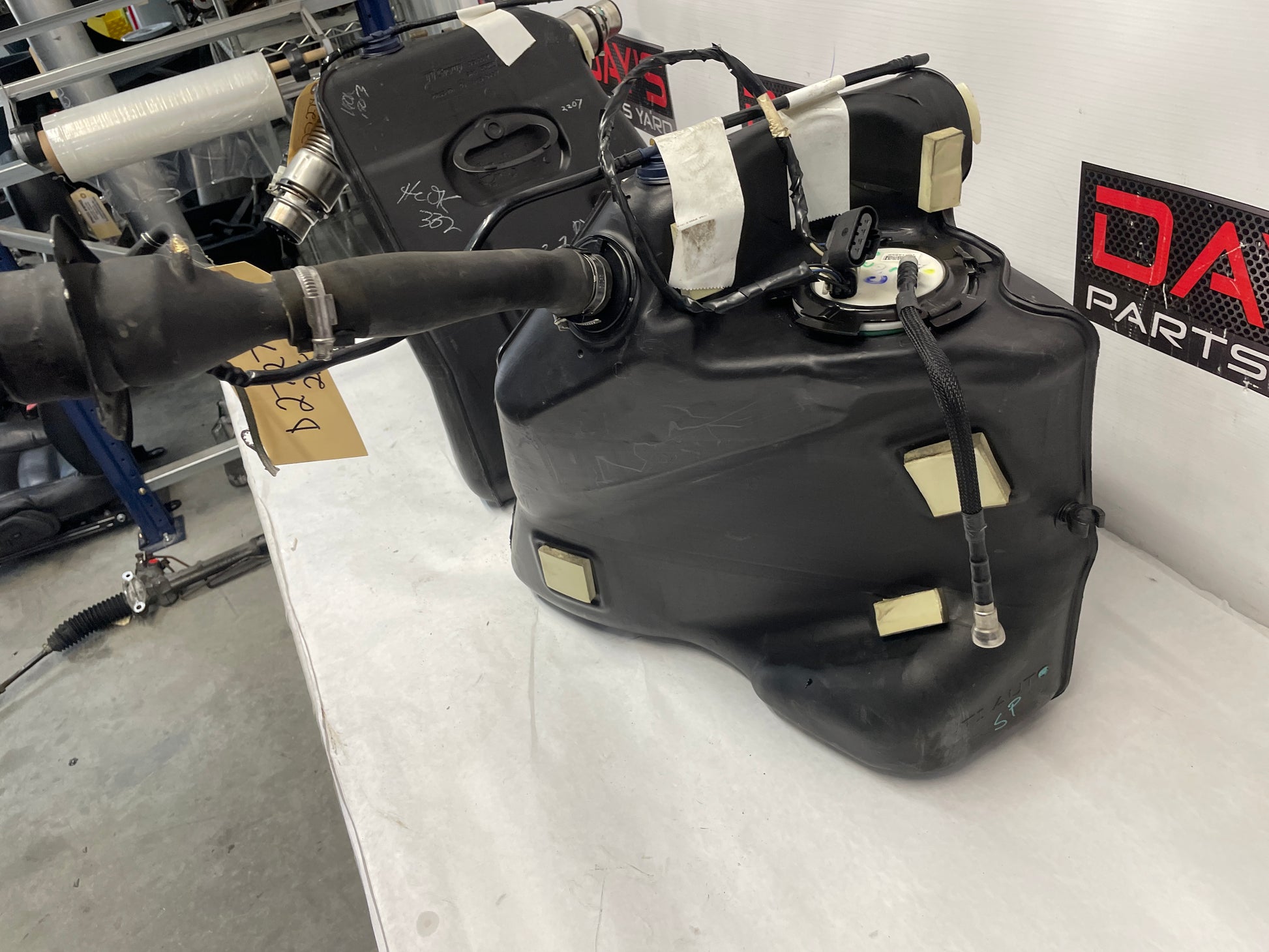 2005 Chevy C6 Corvette RH & LH Fuel Gas Tank w/ Pumps OEM - Day's Parts Yard