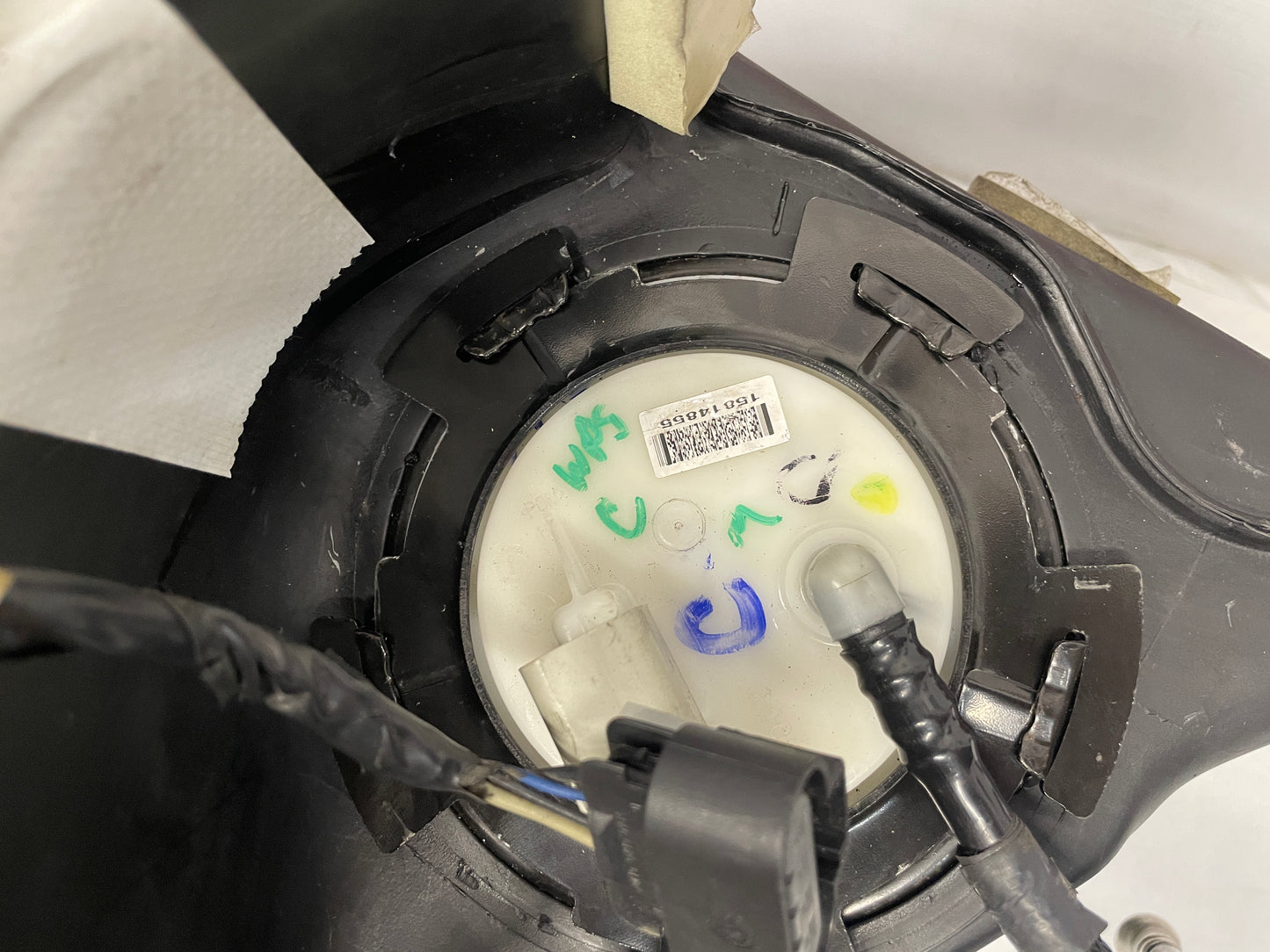 2005 Chevy C6 Corvette RH & LH Fuel Gas Tank w/ Pumps OEM - Day's Parts Yard