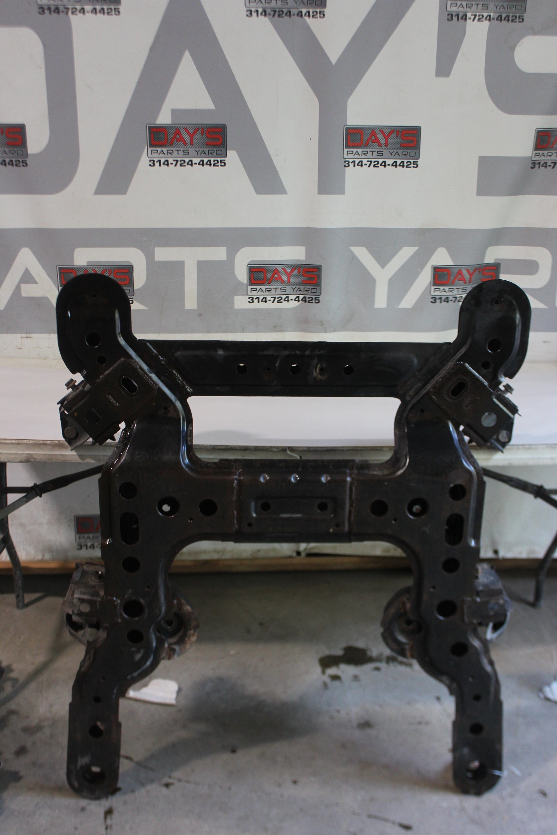 2008 Pontiac G8 GT Front Cradle Cross K Member Sub Frame OEM - Day's Parts Yard