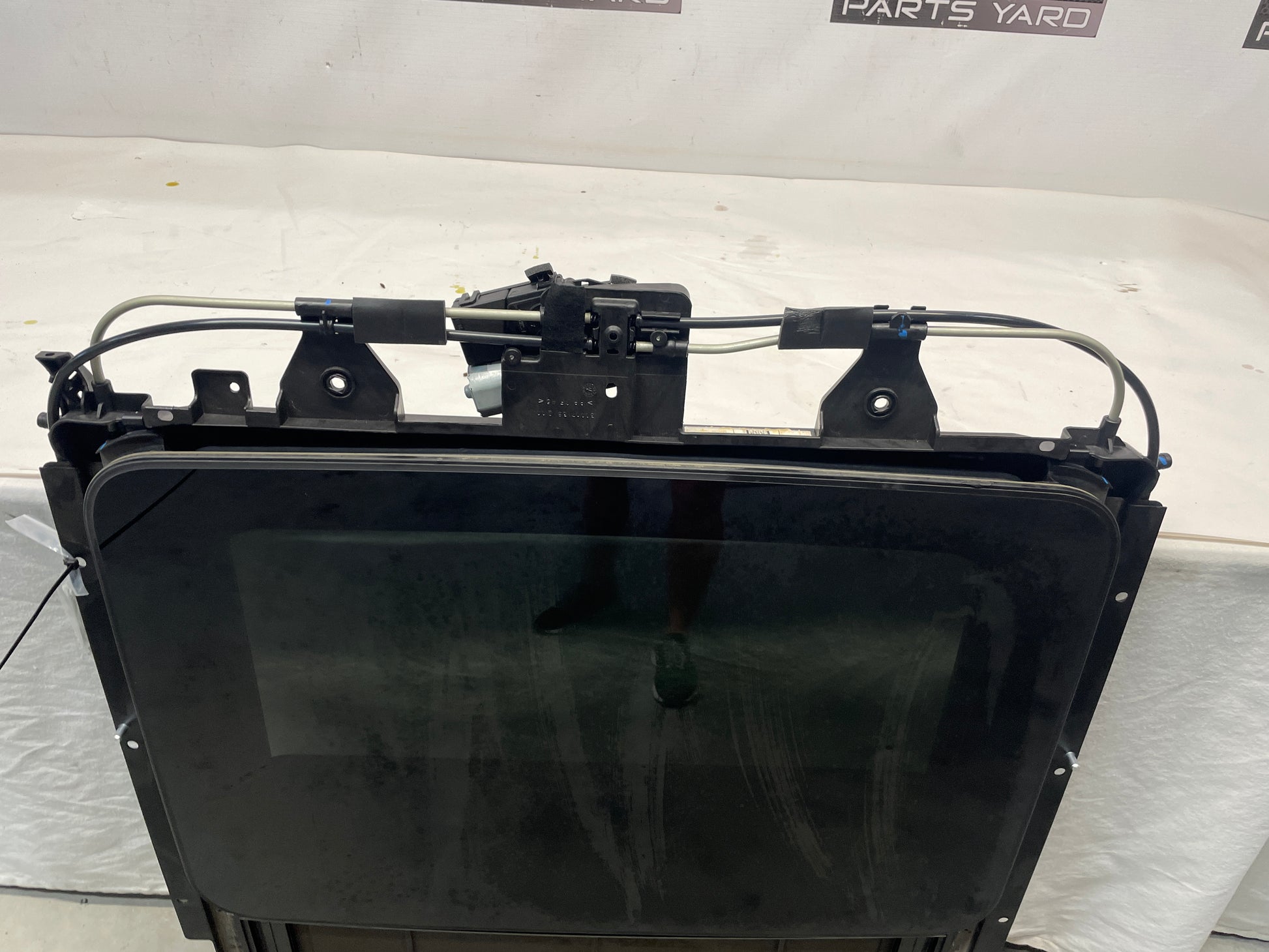2012 Chevy Camaro SS ZL1 Sunroof Sun Moon Roof OEM - Day's Parts Yard