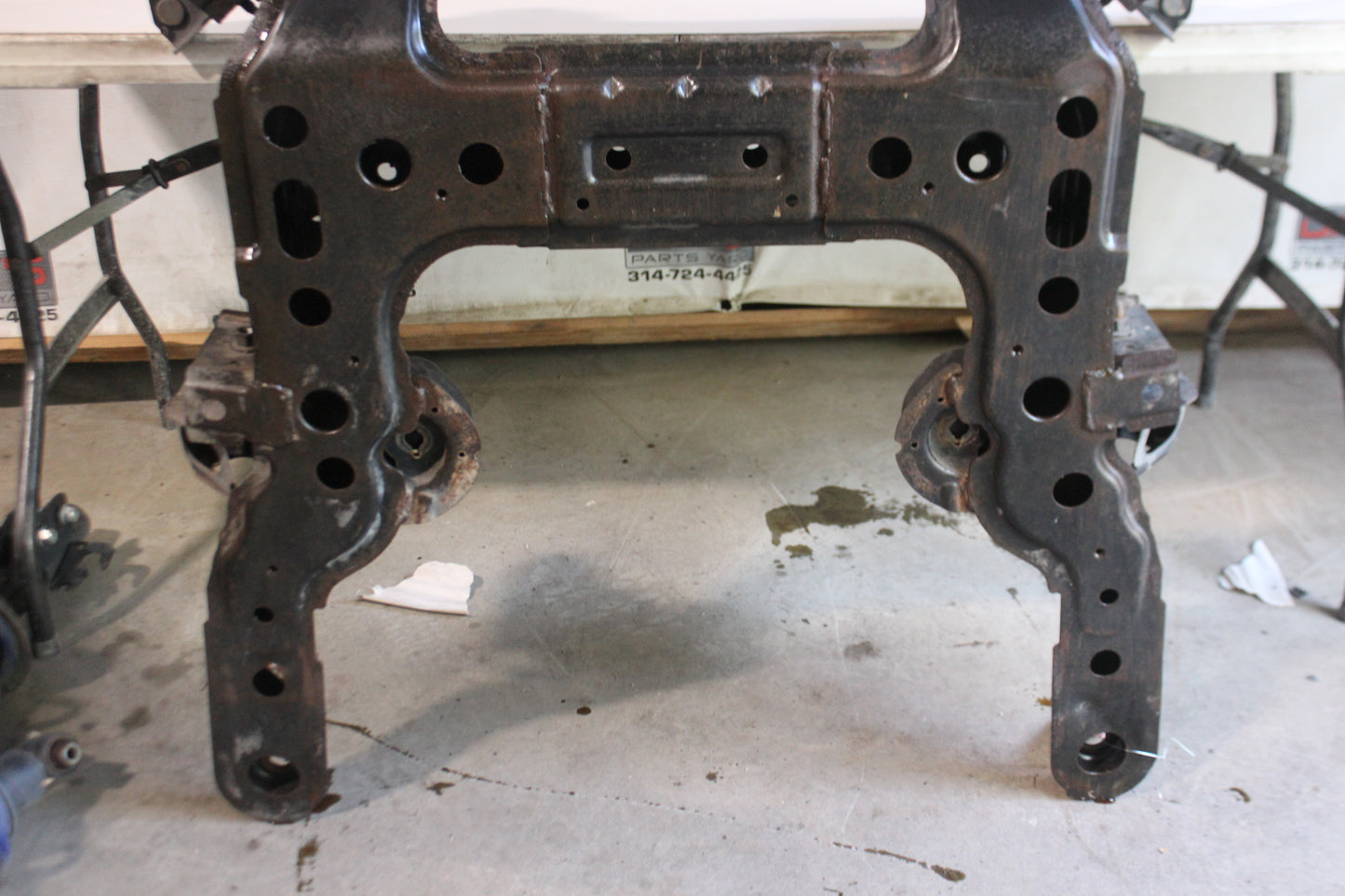 2008 Pontiac G8 GT Front Cradle Cross K Member Sub Frame OEM - Day's Parts Yard