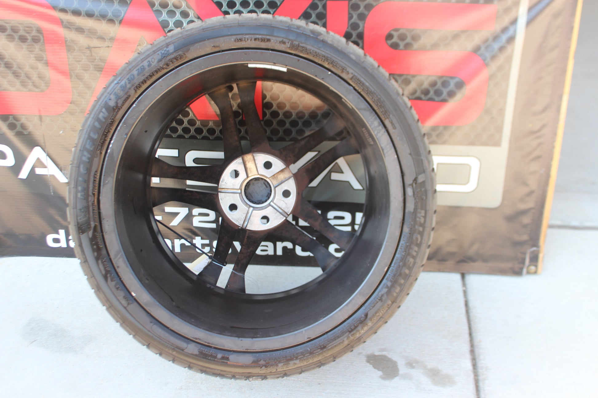 2019 Chevy Camaro SS 1LE Rear Wheel and Tire 20x11 OEM - Day's Parts Yard